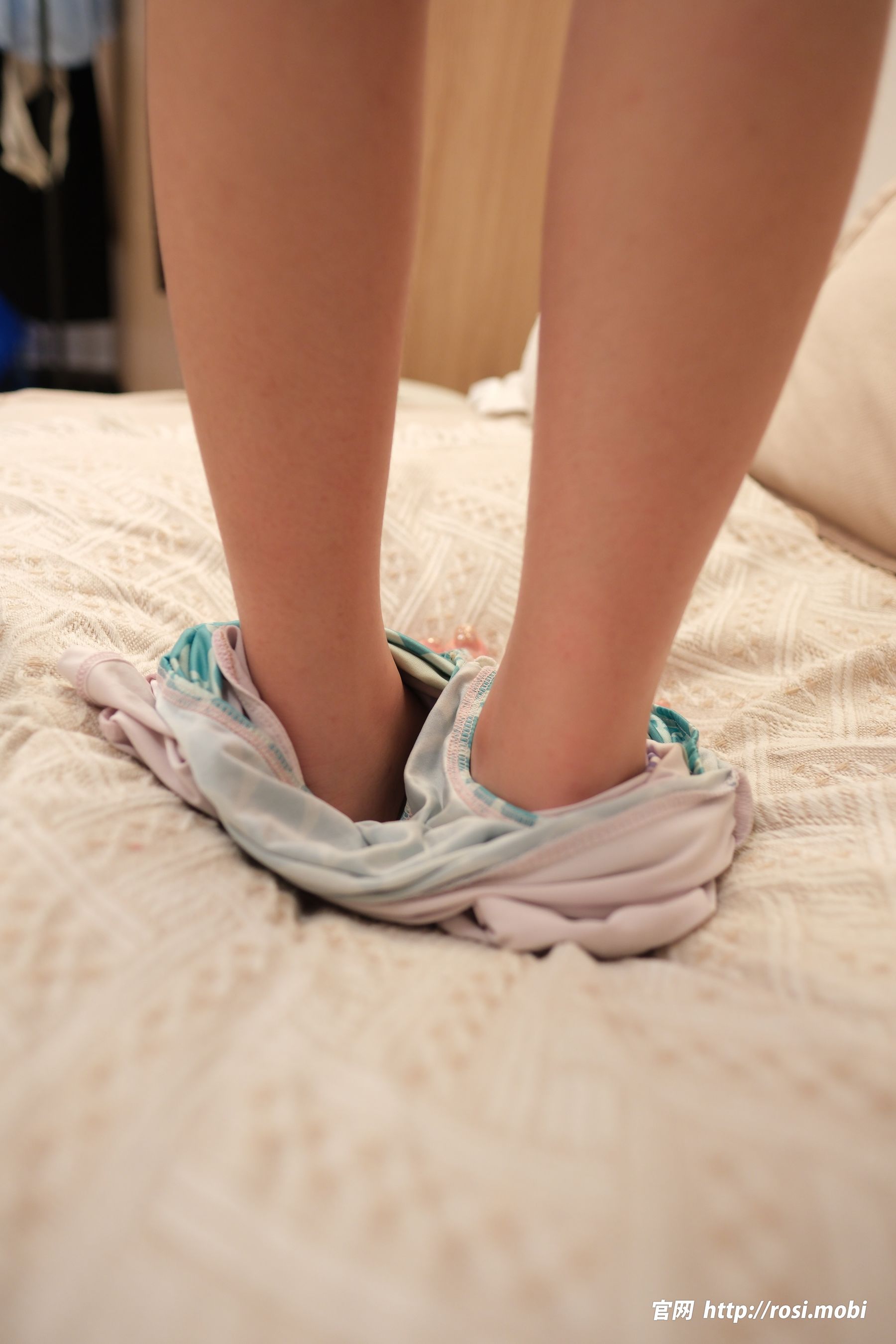 [ROSI写真] 2025.06.10 NO.4936/(99P)