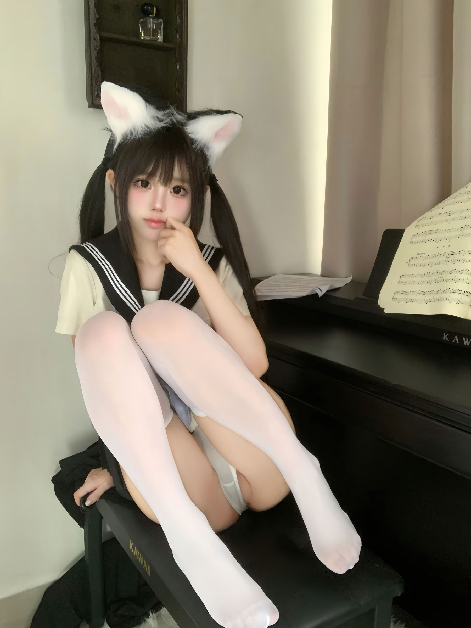 rua阮阮 - 战术自搭/(18P)