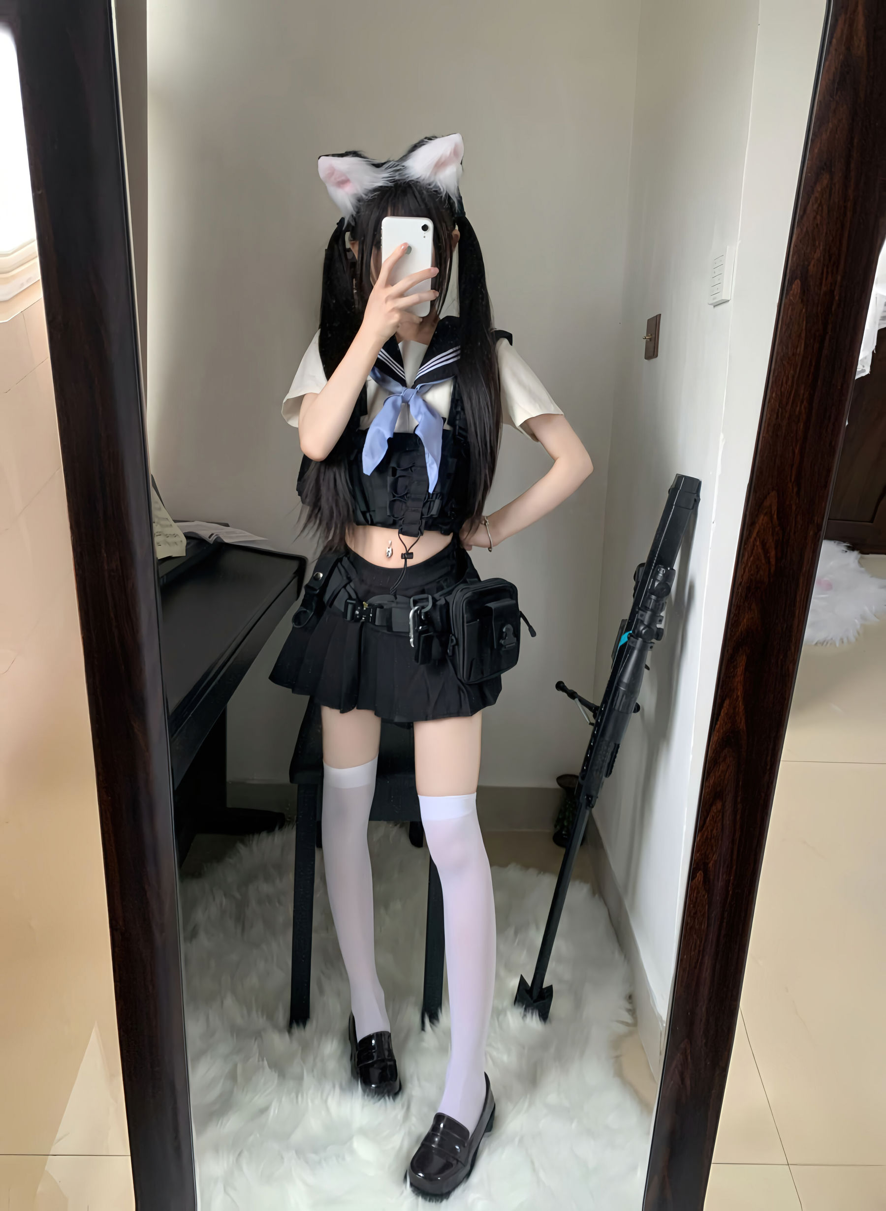 rua阮阮 - 战术自搭/(18P)