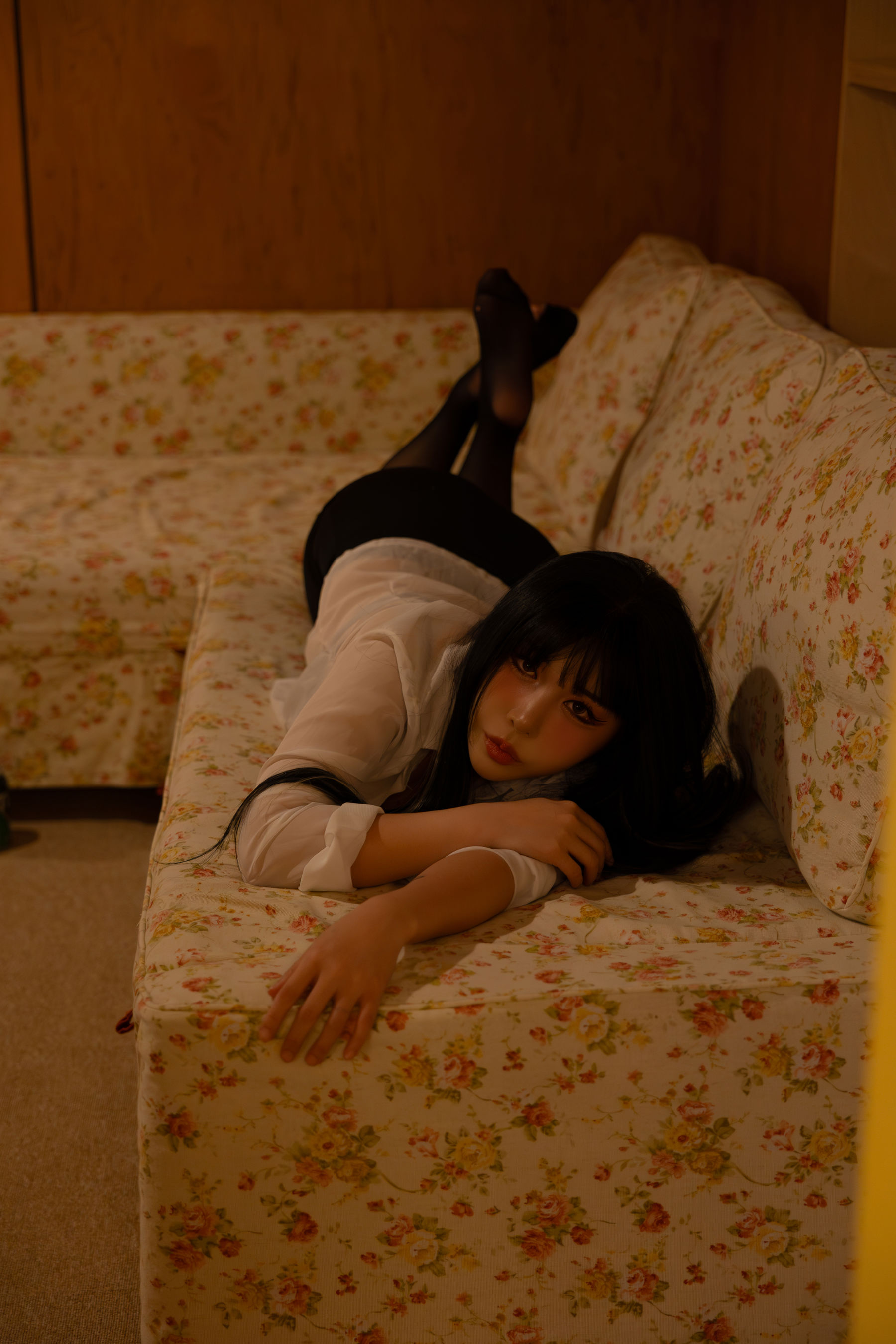 LEEYUIN - Girl next door/(101P)