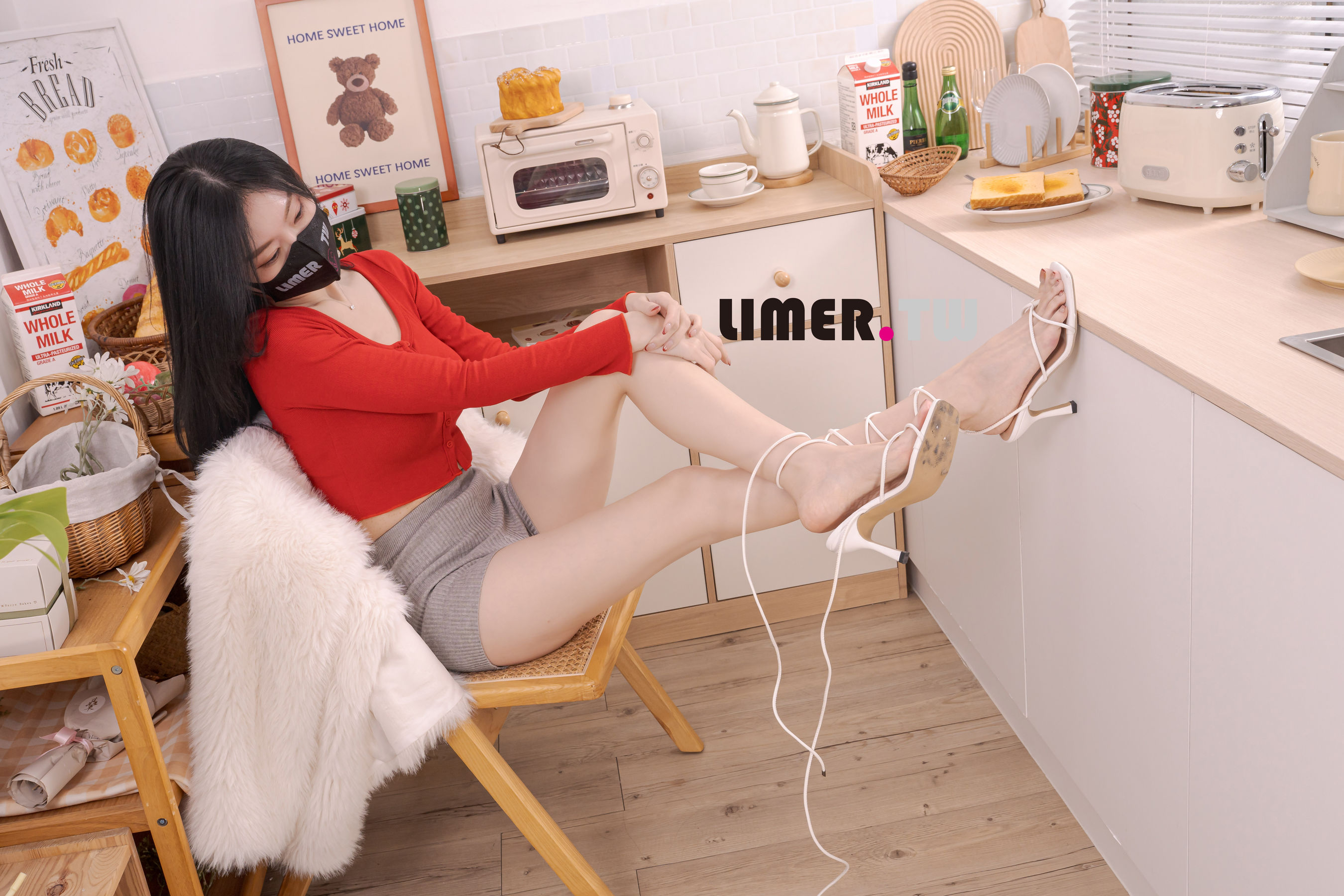 Limerence原创 No.100 语葳 Jaly 美脚直接对你贴脸挑逗/(90P)