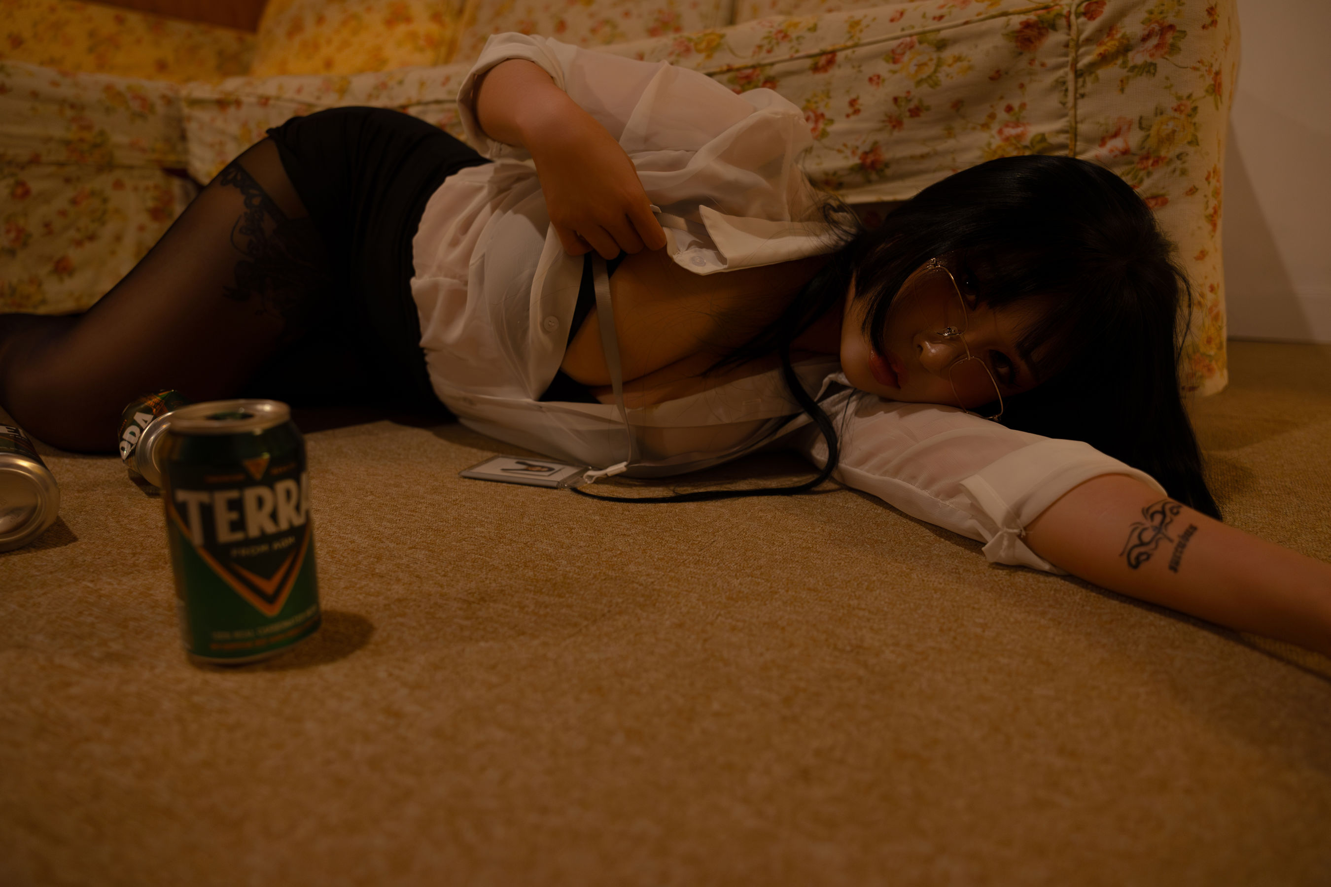 LEEYUIN - Girl next door/(101P)