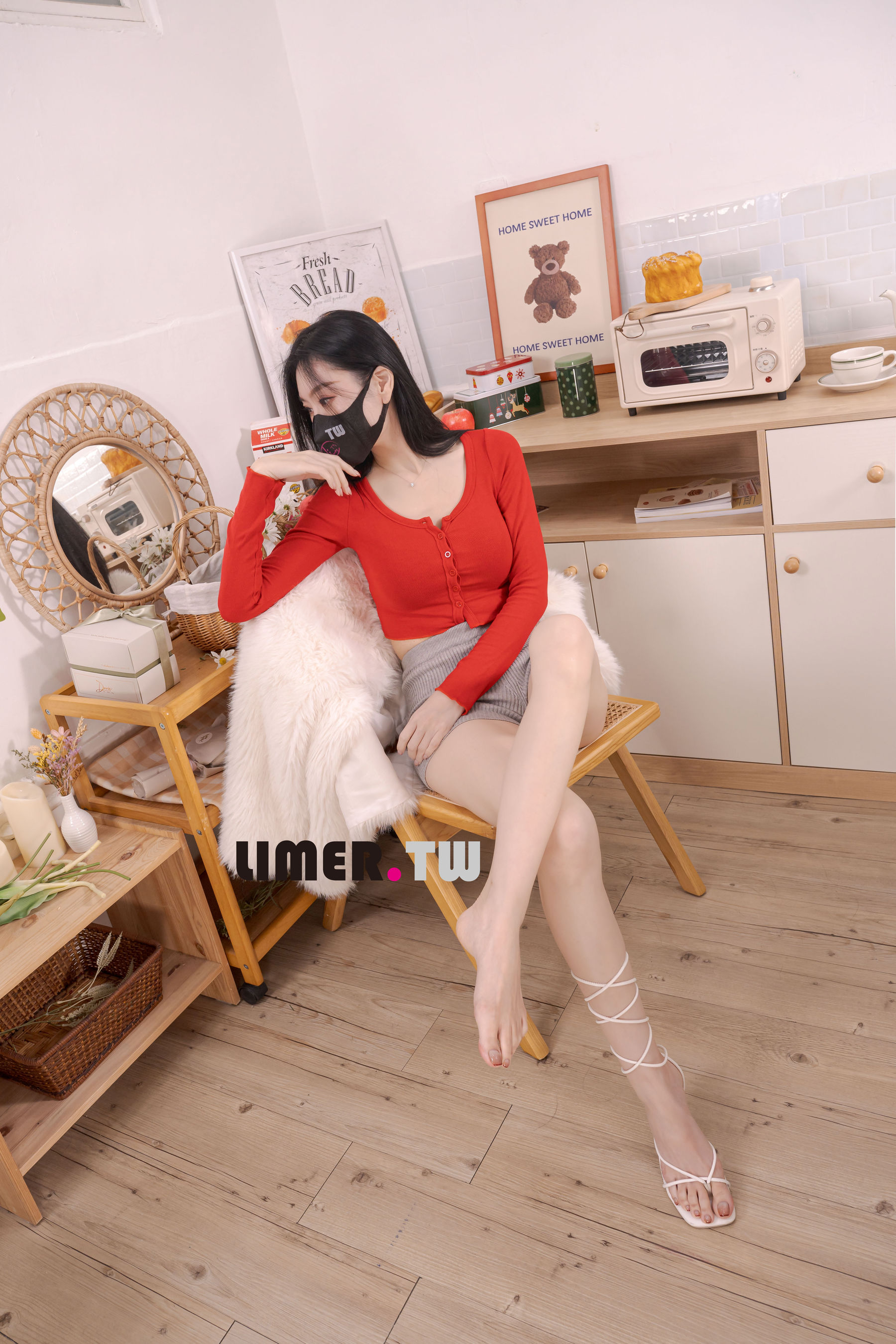 Limerence原创 No.100 语葳 Jaly 美脚直接对你贴脸挑逗/(90P)