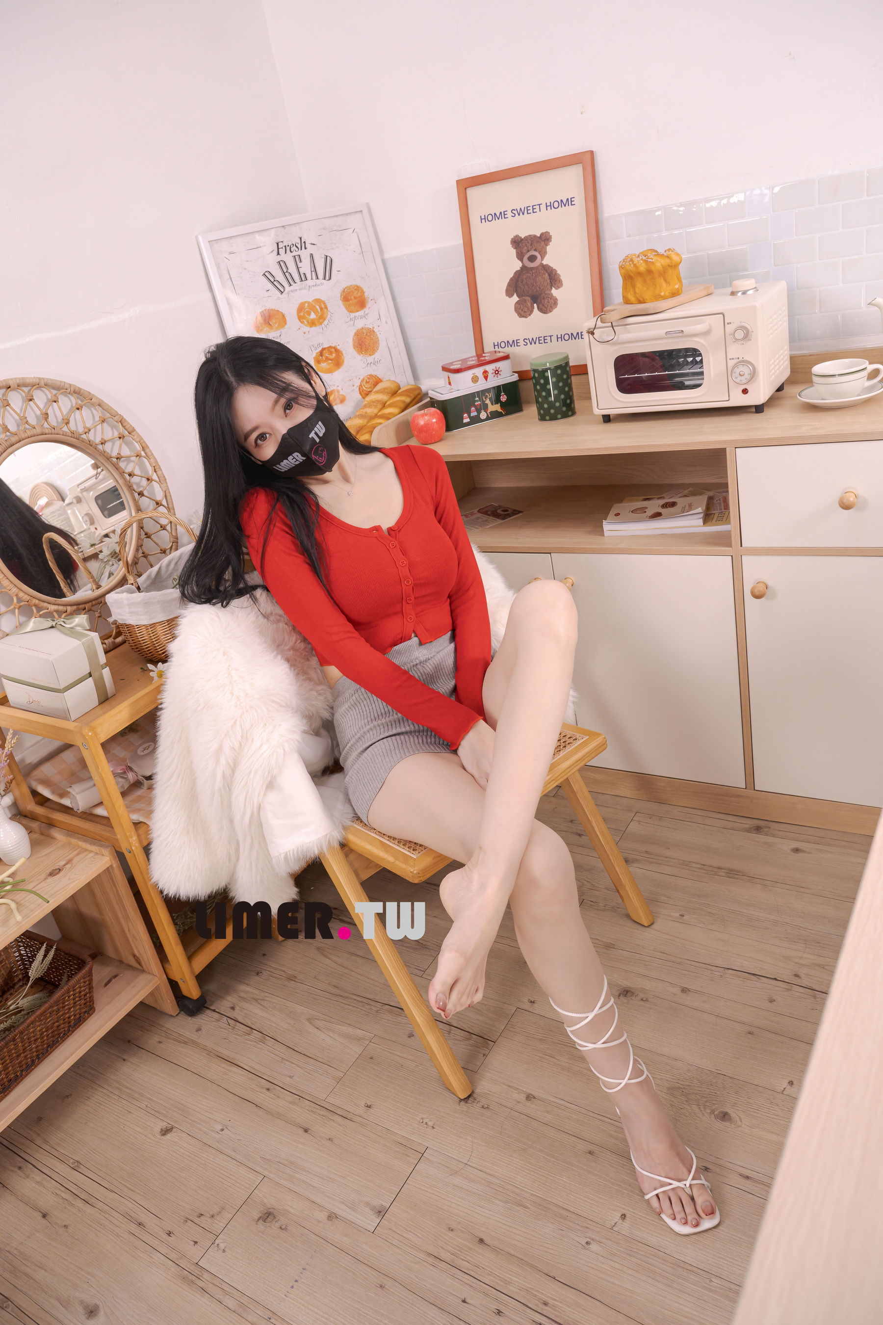 Limerence原创 No.100 语葳 Jaly 美脚直接对你贴脸挑逗/(90P)