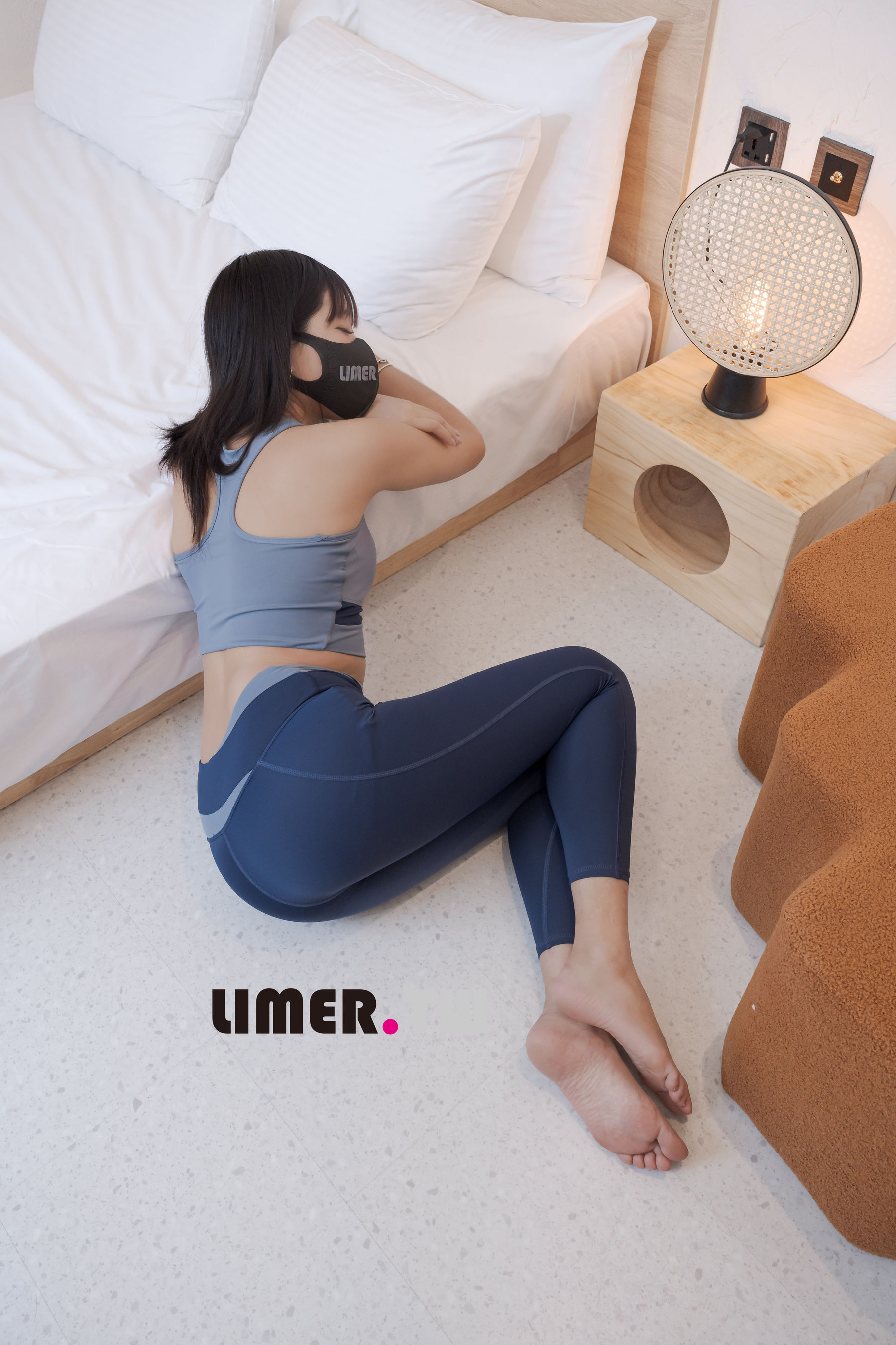 Limerence原创 No.101 LuLu 女大生香甜腳趾 瑜伽伸展/(239P)