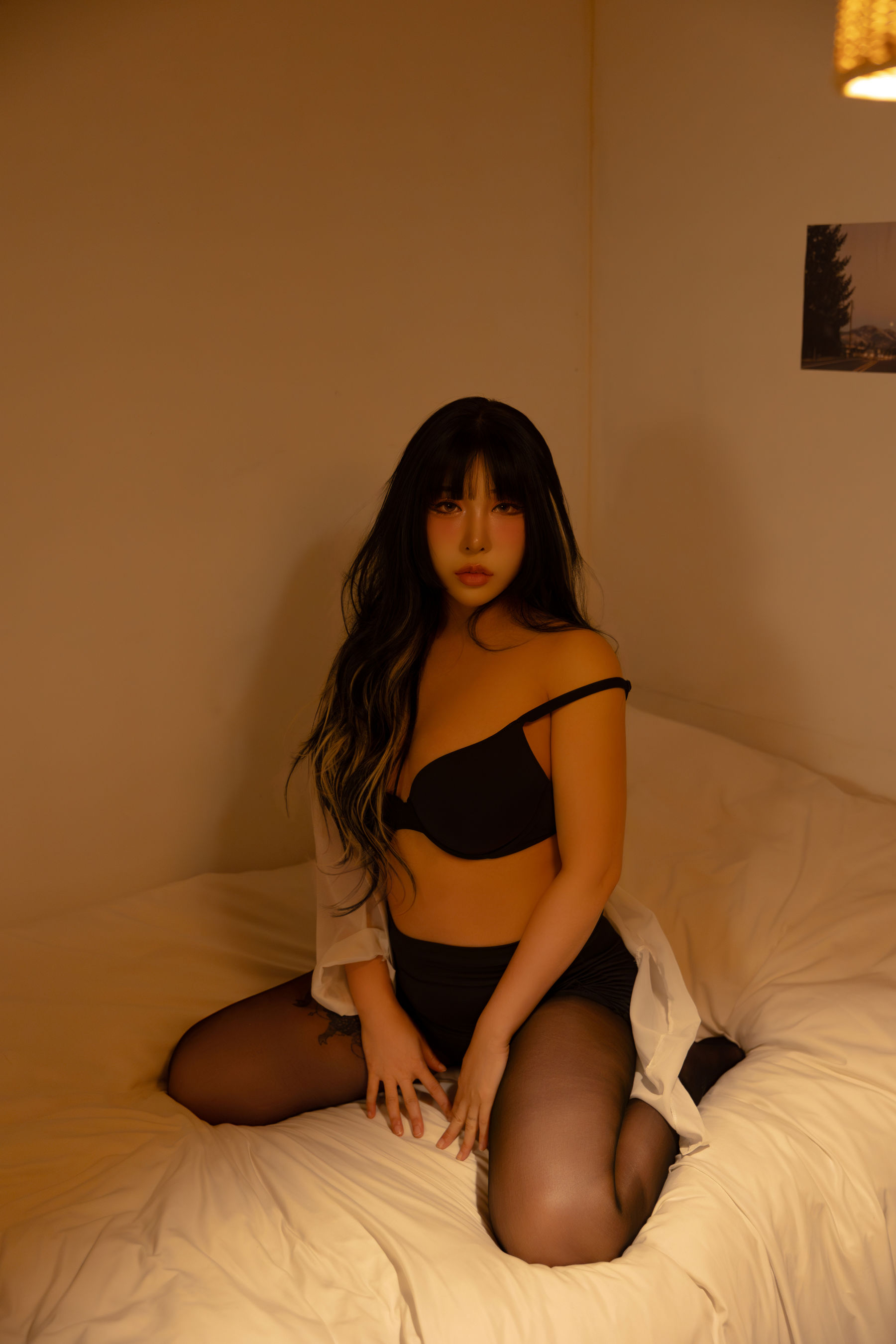 LEEYUIN - Girl next door/(101P)