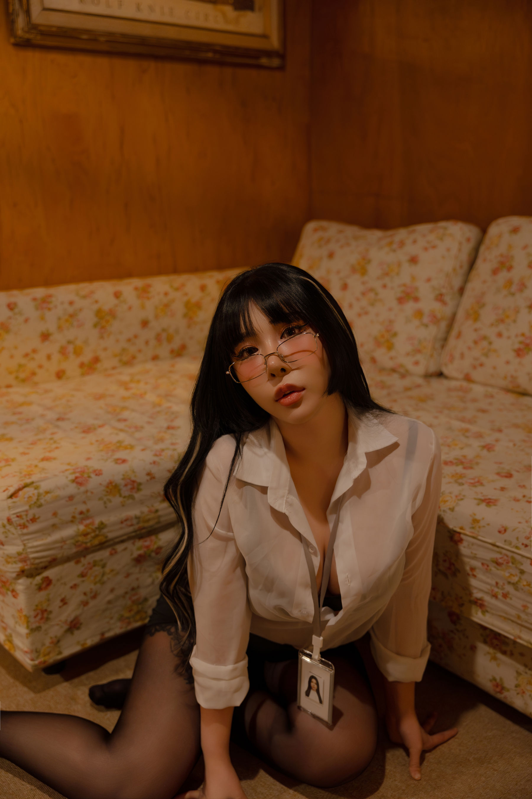 LEEYUIN - Girl next door/(101P)