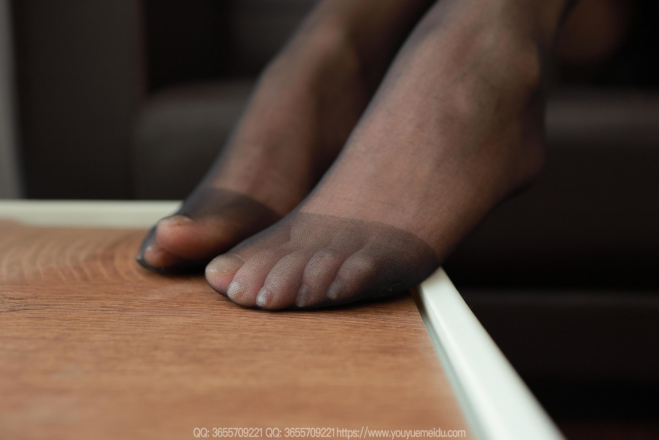 IESS异思趣向 - 模特： 婉萍 《一字高跟（下）》/(89P)