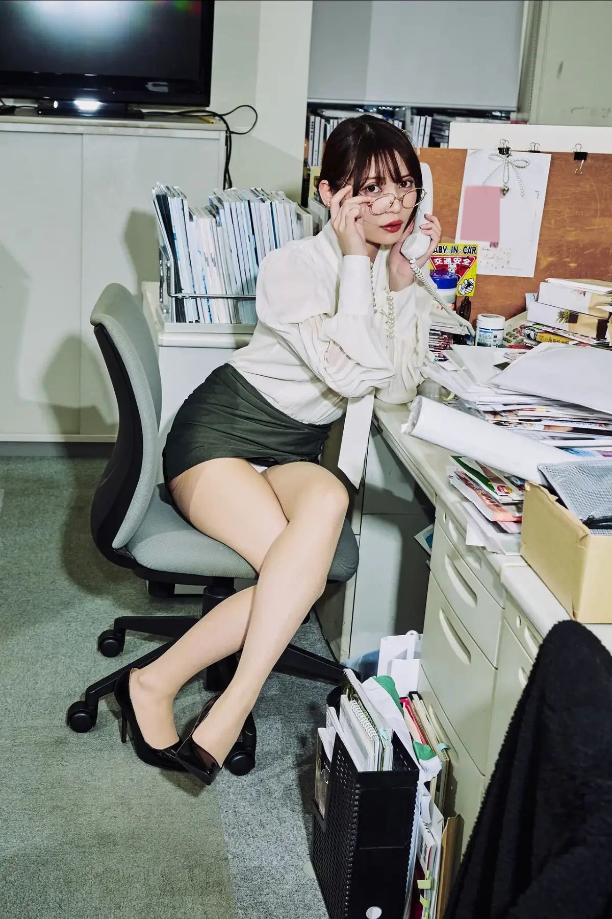 FRIDAY GOLD 似鳥沙也加 A to Z vol.9/(16P)