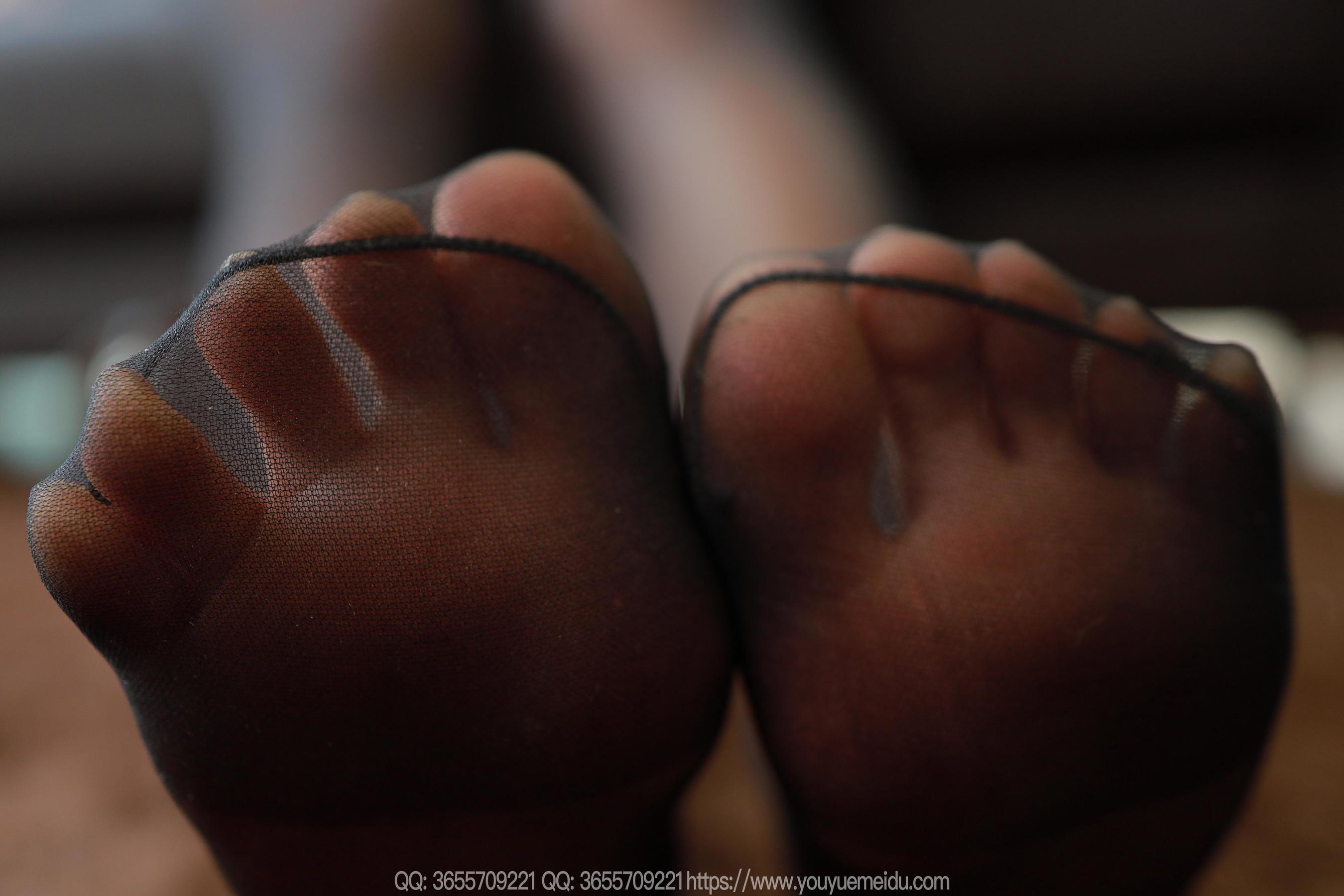 IESS异思趣向 - 模特： 婉萍 《一字高跟（上）》/(86P)