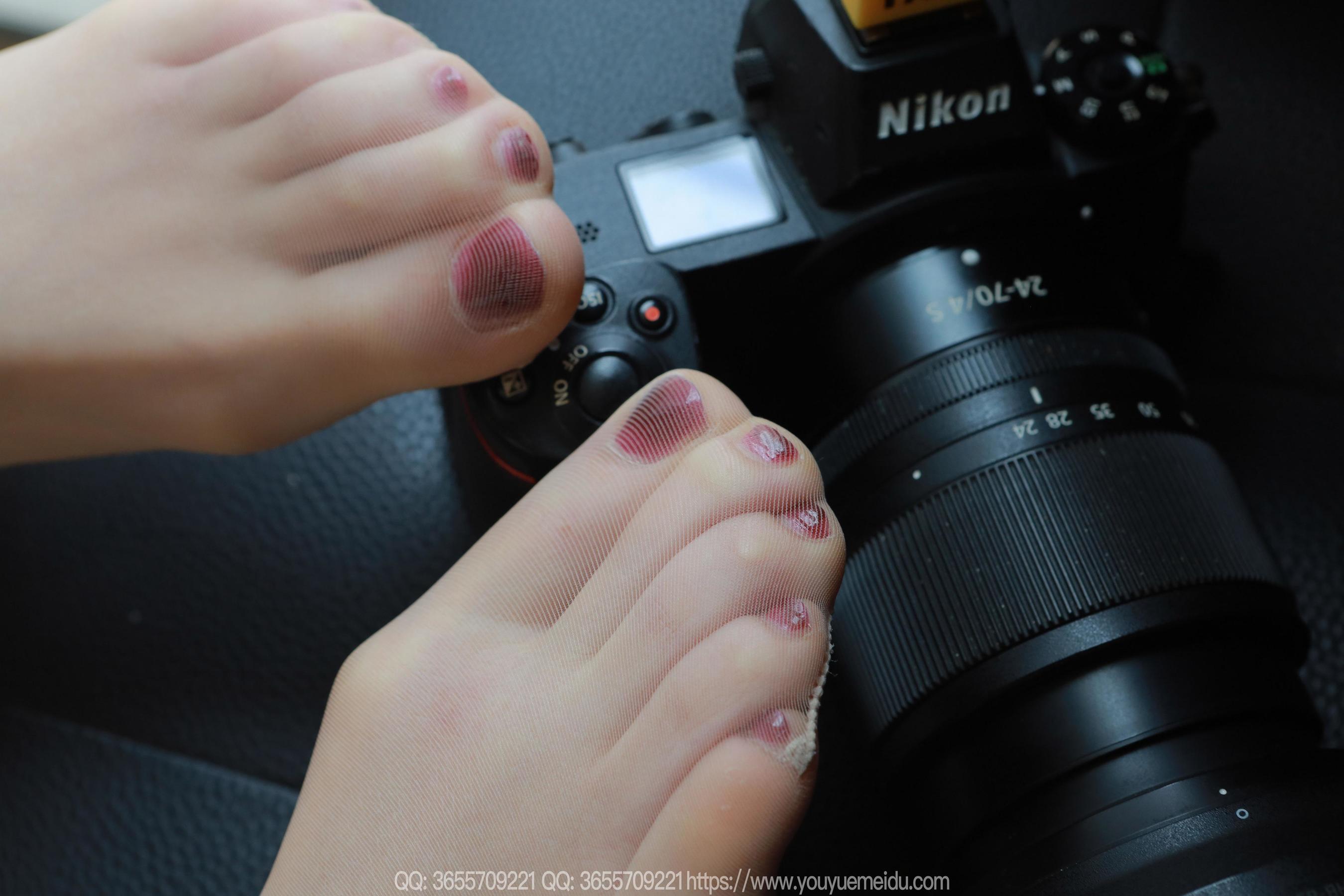 IESS异思趣向 - 模特： 小婕 《女摄影师（上）》/(85P)