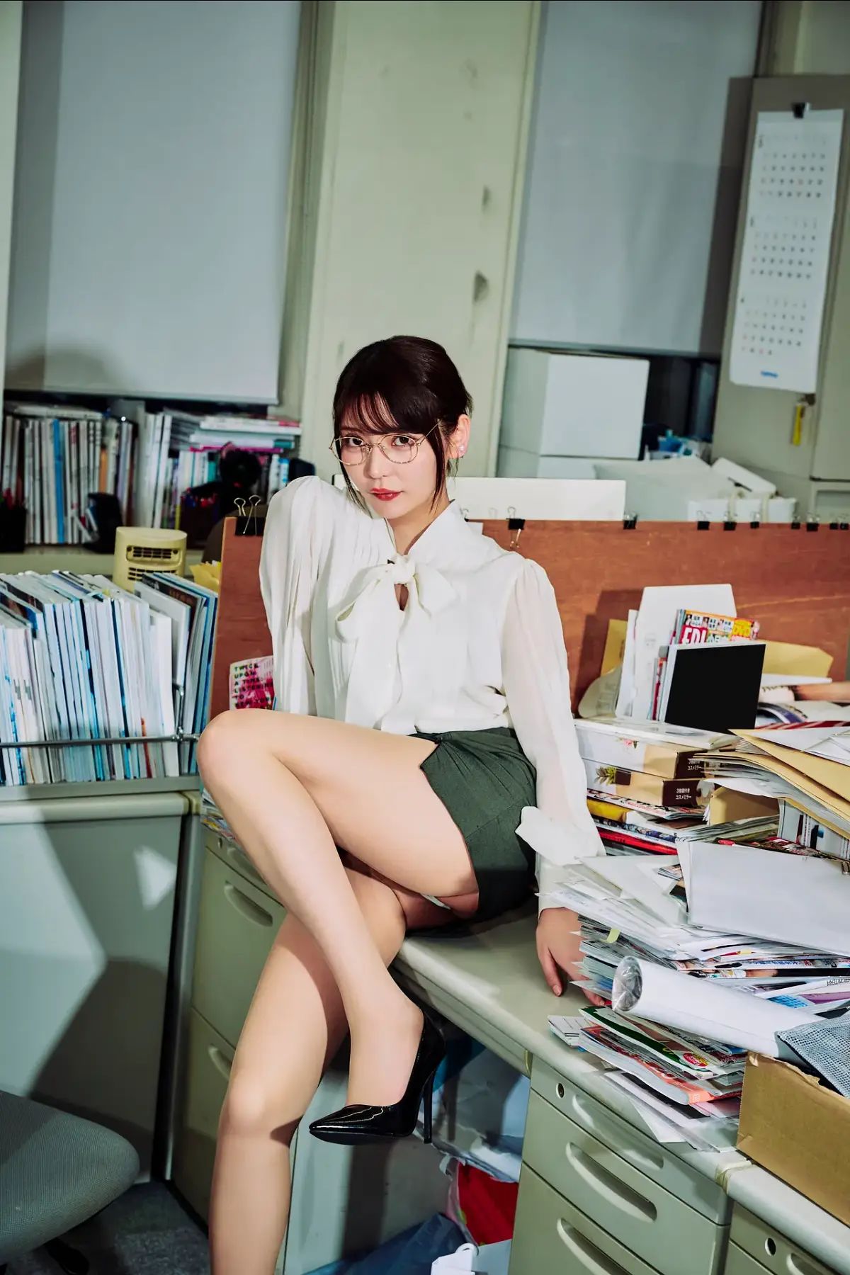 FRIDAY GOLD 似鳥沙也加 A to Z vol.9/(16P)