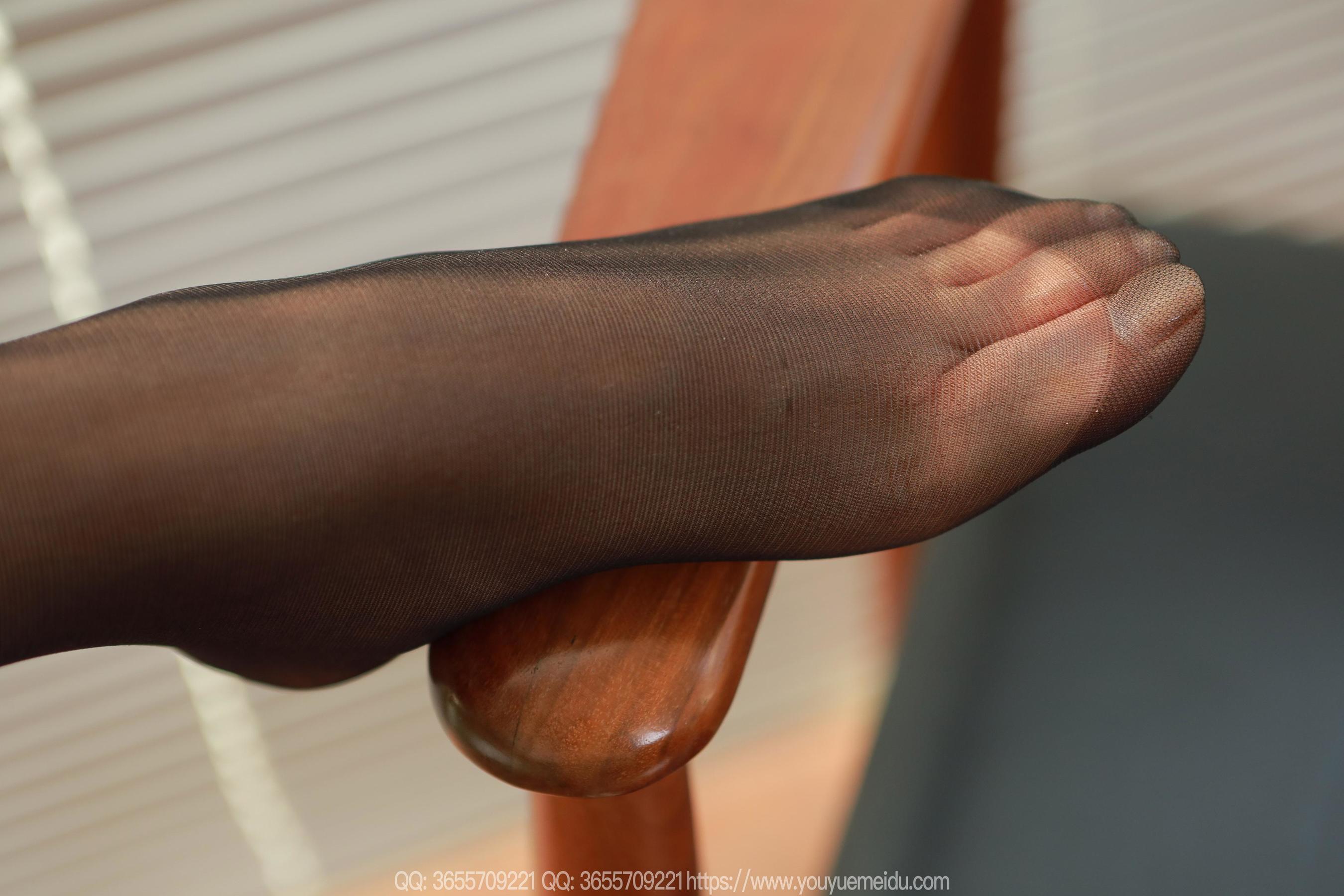 IESS异思趣向 - 模特： 婉萍 《紫色意外》/(91P)