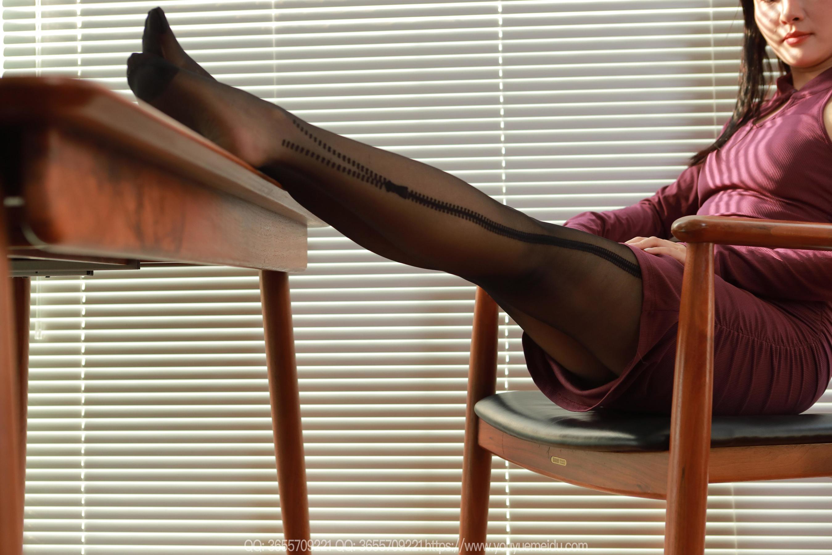 IESS异思趣向 - 模特： 婉萍 《紫色意外》/(91P)