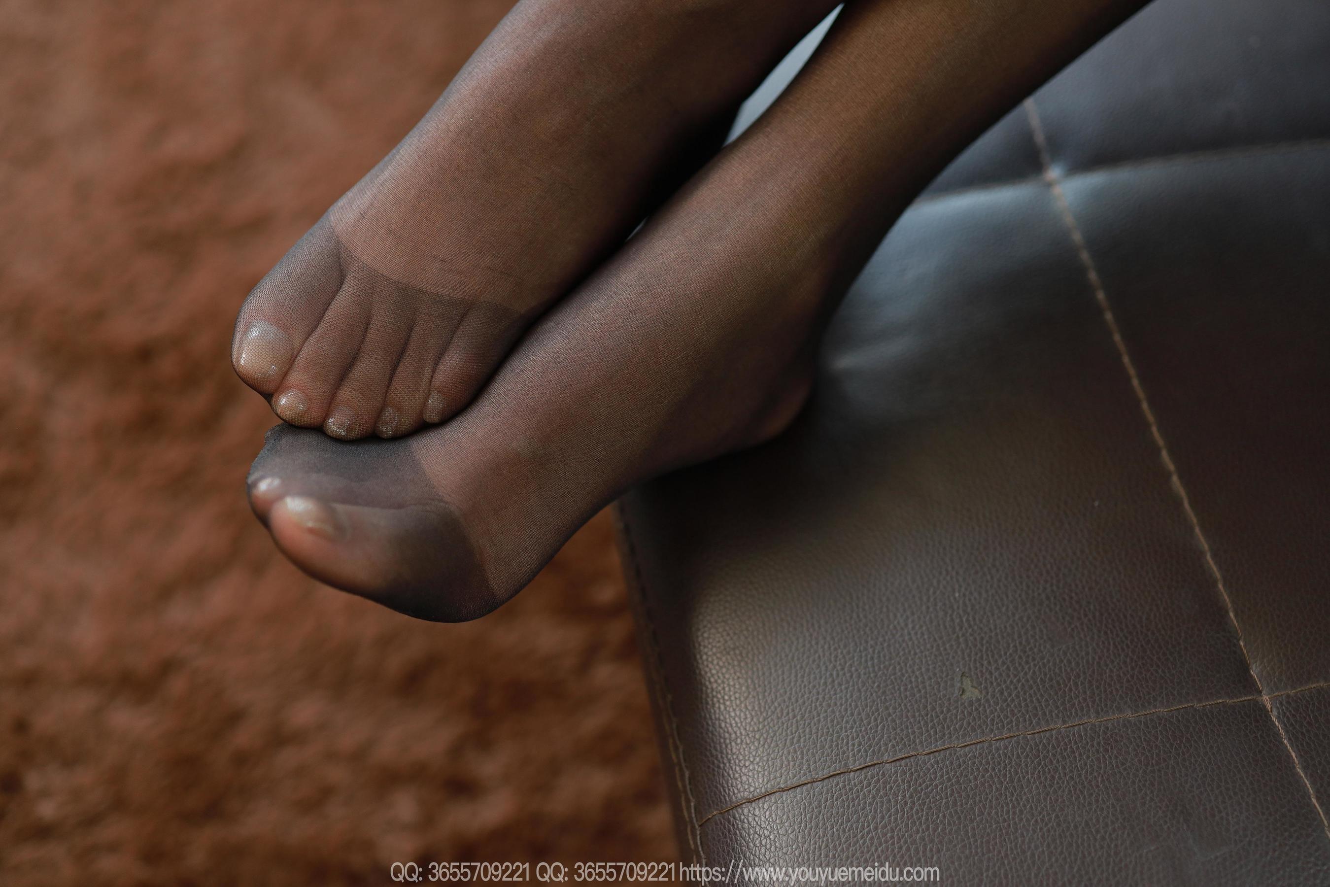 IESS异思趣向 - 模特： 婉萍 《一字高跟（下）》/(89P)