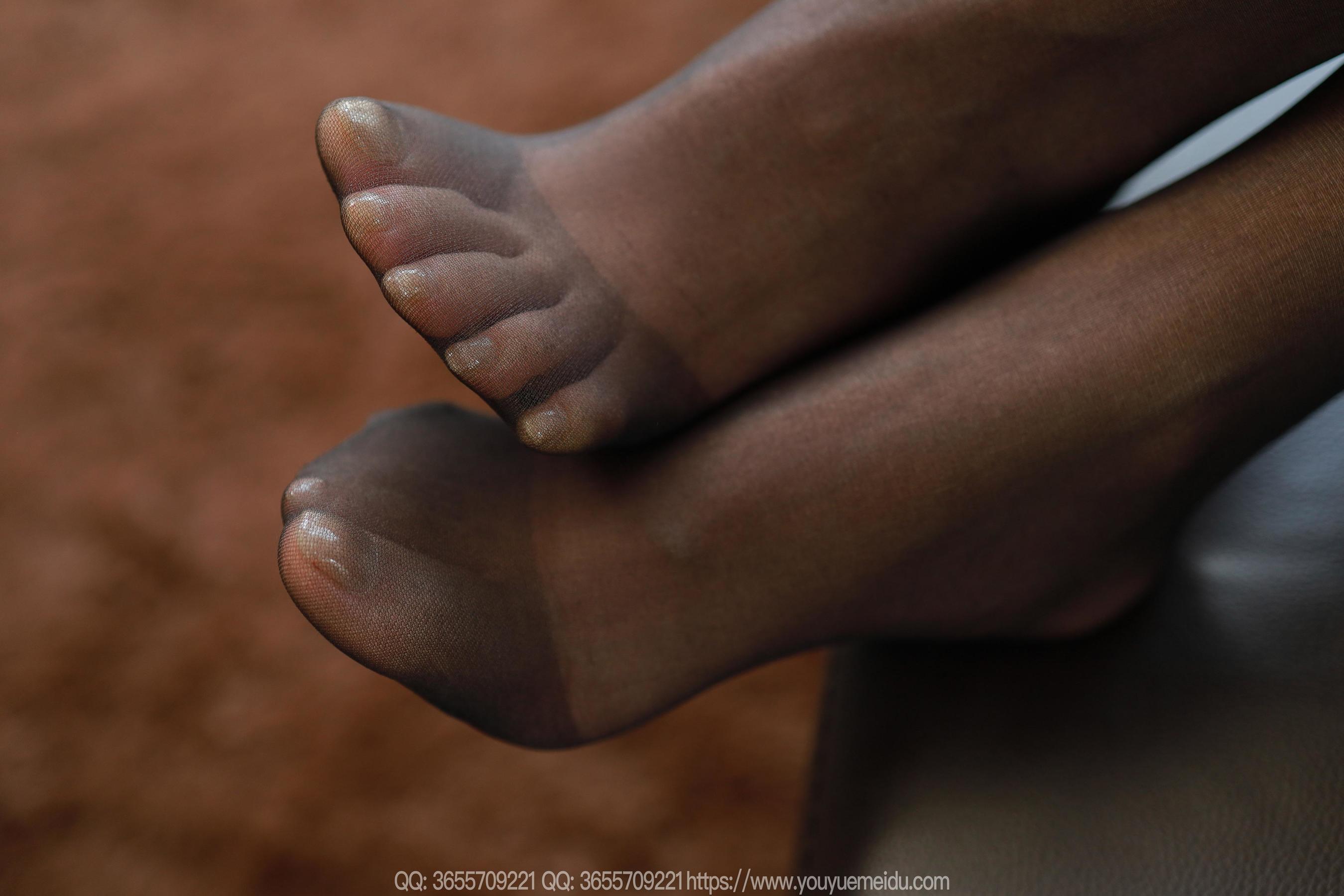 IESS异思趣向 - 模特： 婉萍 《一字高跟（下）》/(89P)