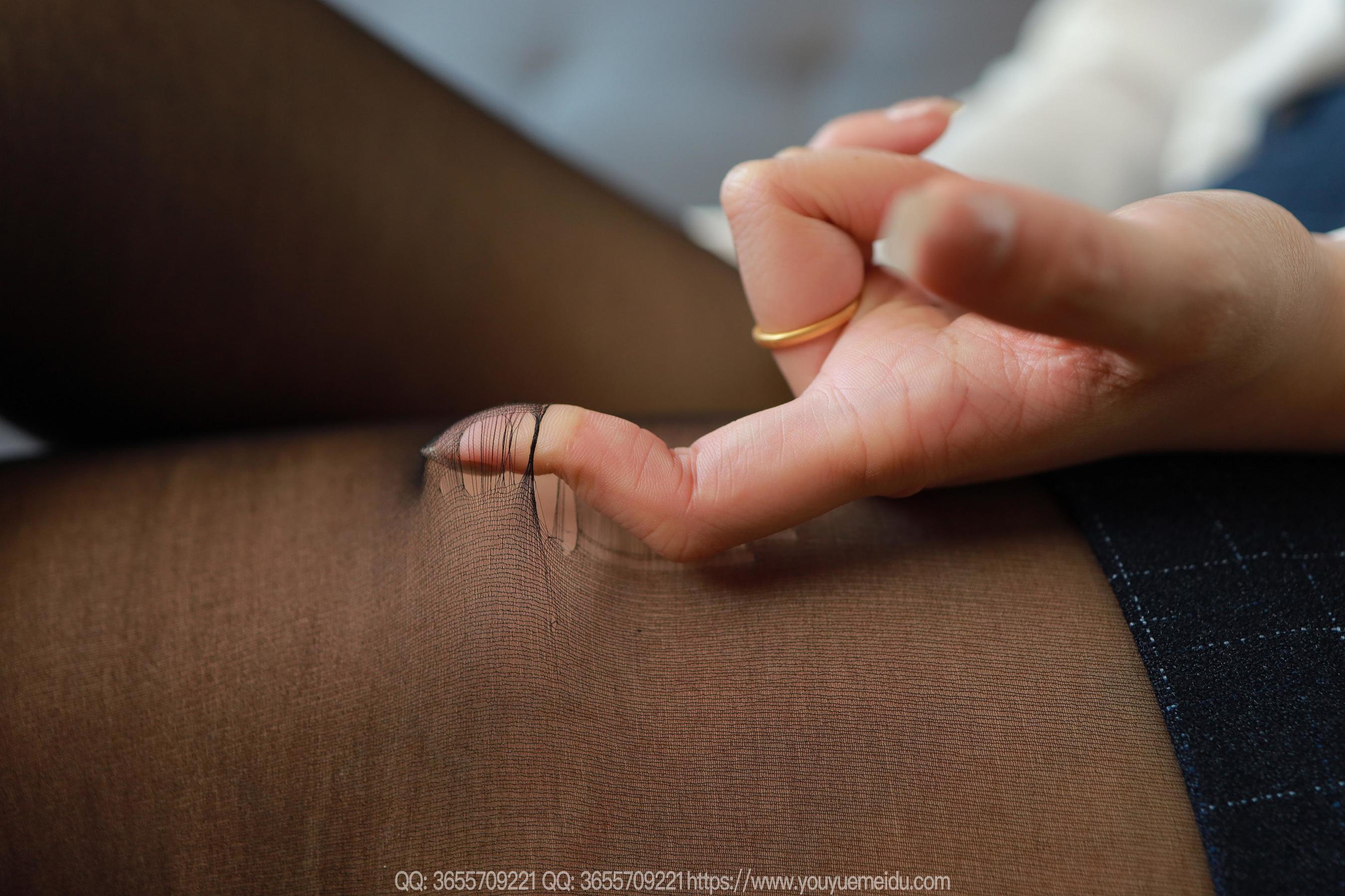 IESS异思趣向 - 模特： 婉萍 《一字高跟（上）》/(86P)