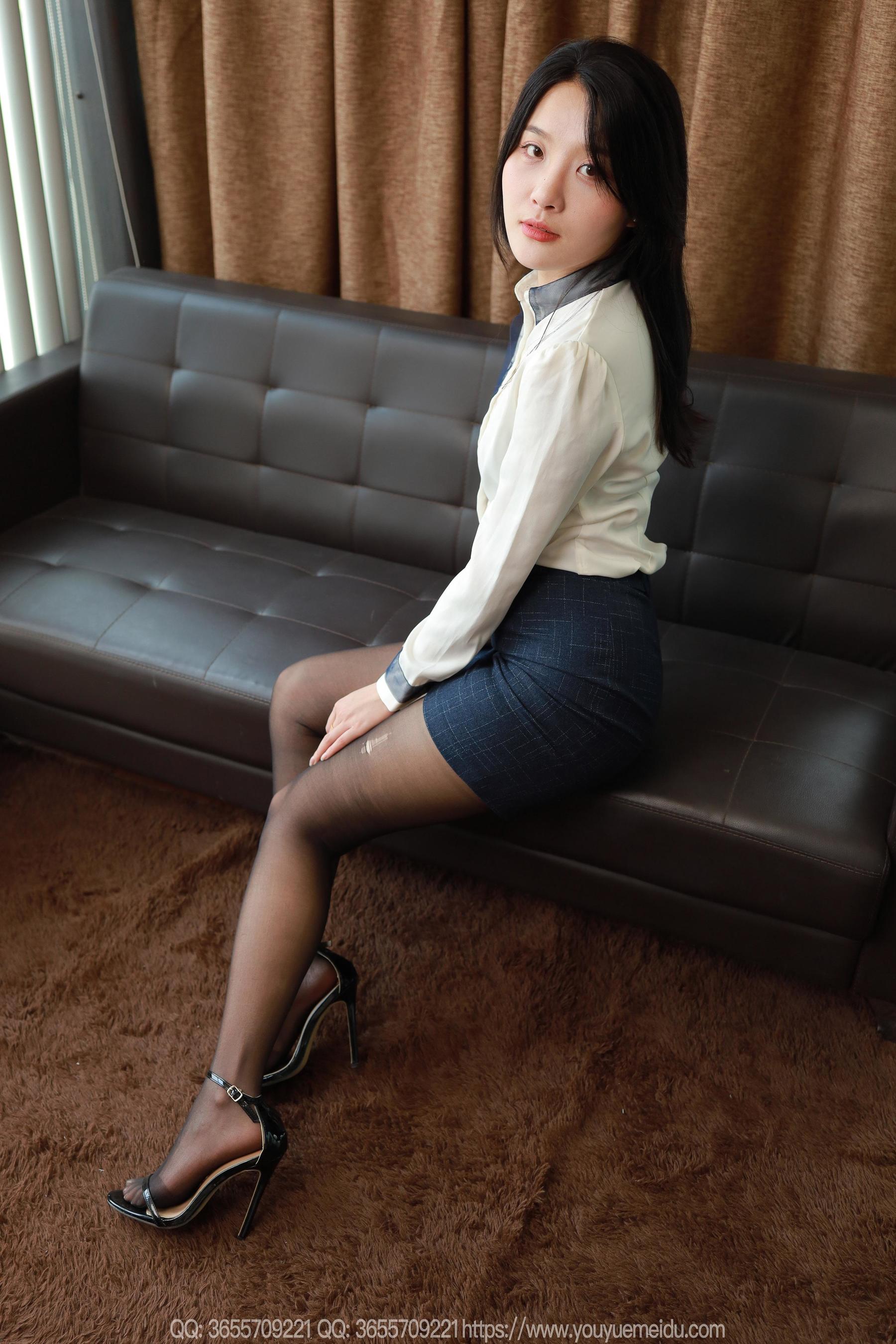 IESS异思趣向 - 模特： 婉萍 《一字高跟（上）》/(86P)