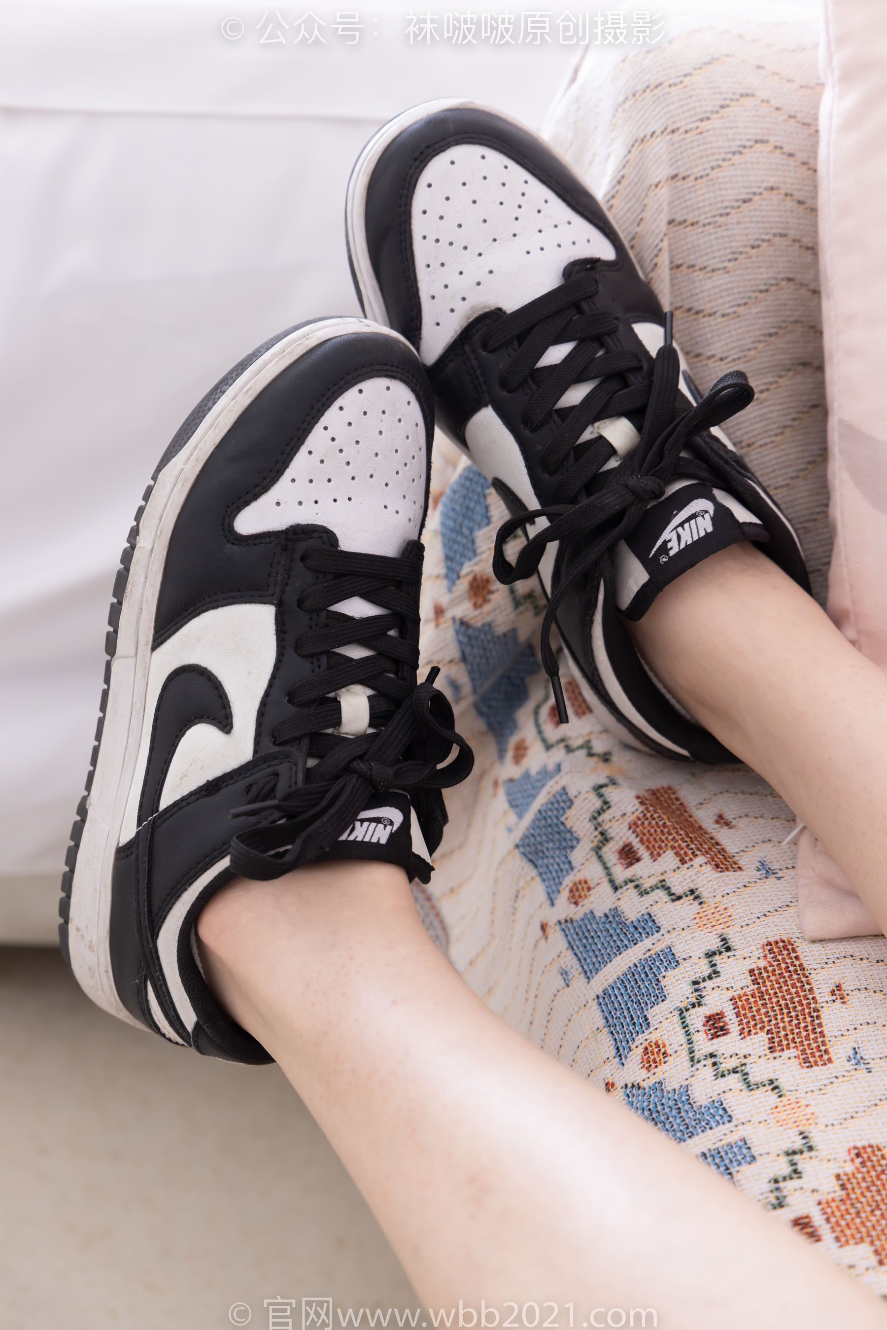 BoBoSocks袜啵啵 No.553 香菜 - 板鞋、短白棉袜、裸足/(152P)