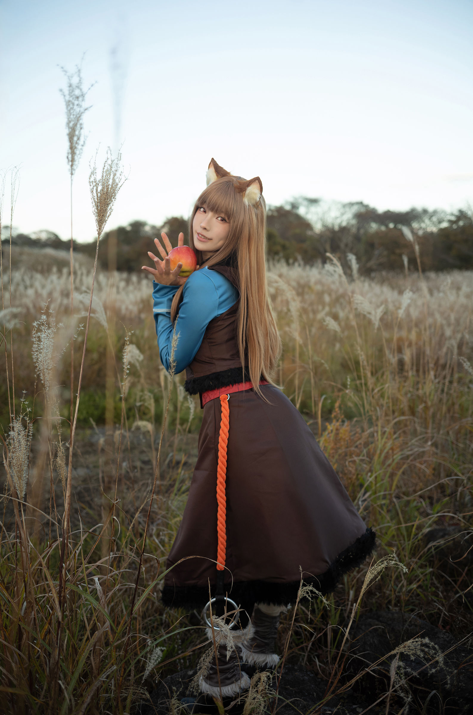 Ely_eee (ElyEE子) - Soft Glow 狼與暖陽/(52P)