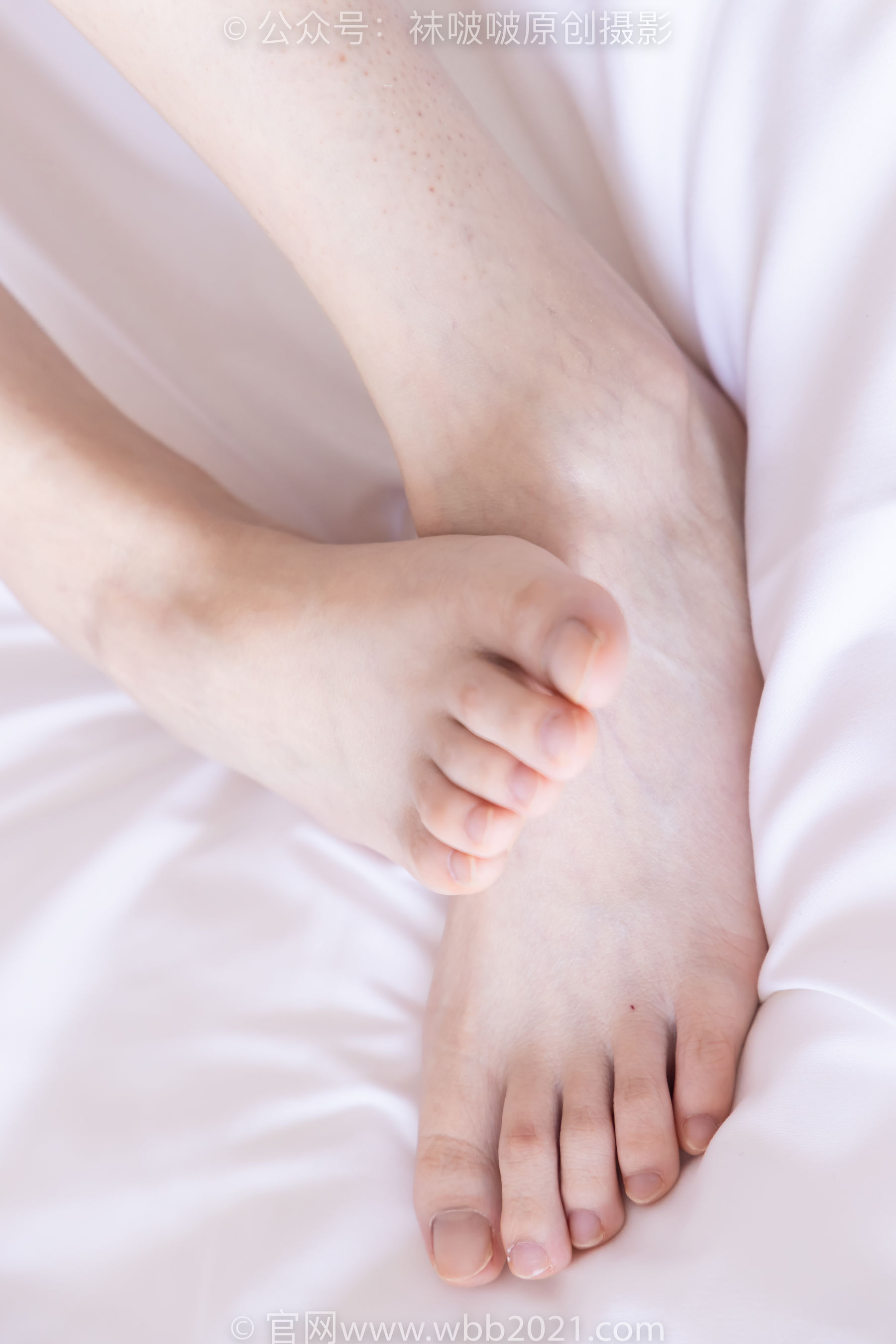 BoBoSocks袜啵啵 No.553 香菜 - 板鞋、短白棉袜、裸足/(152P)