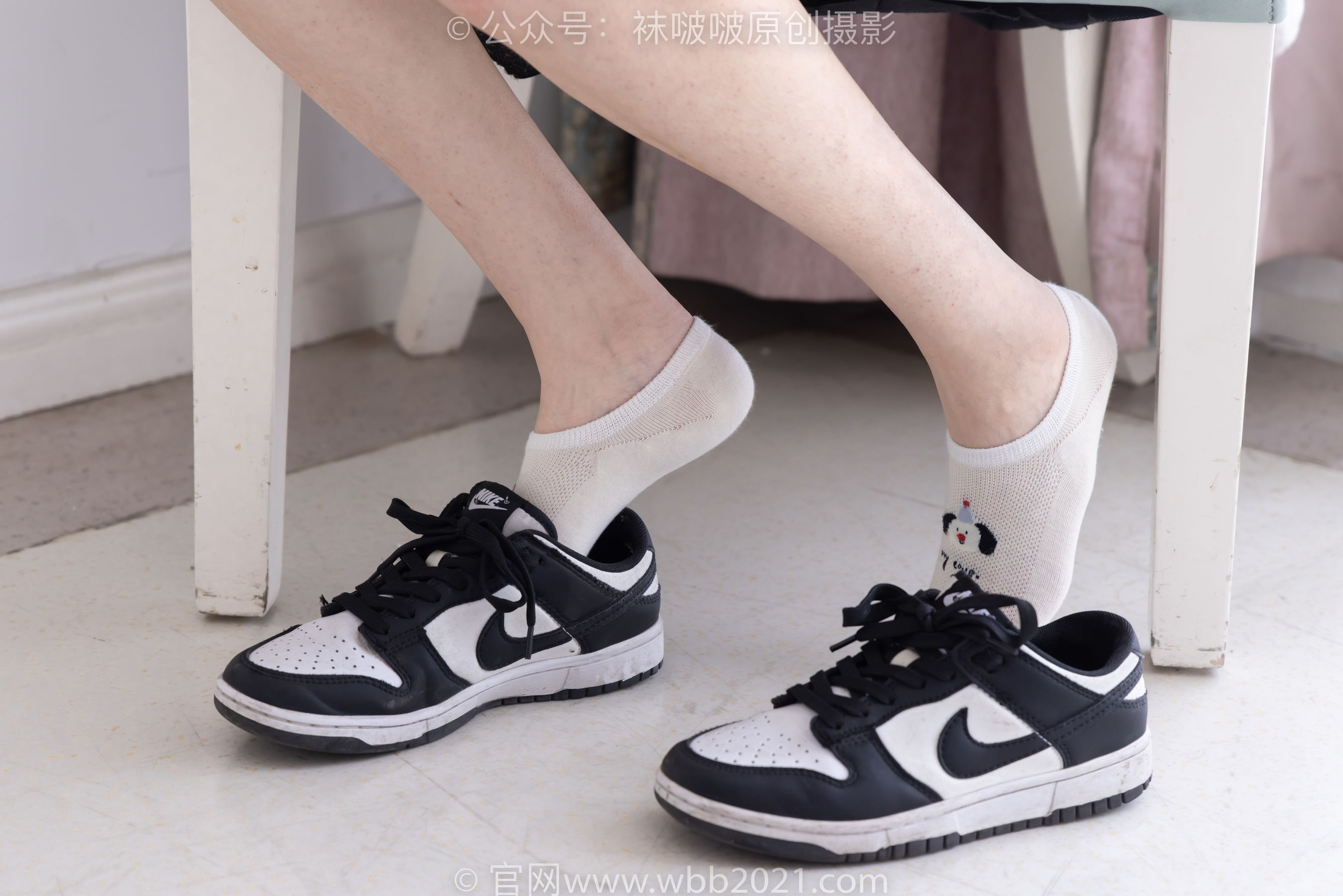 BoBoSocks袜啵啵 No.553 香菜 - 板鞋、短白棉袜、裸足/(152P)