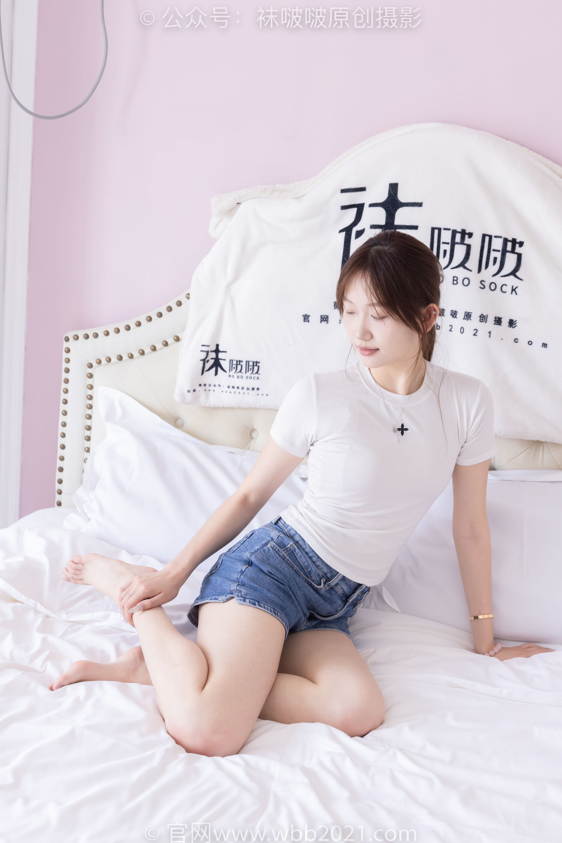 BoBoSocks袜啵啵 No.553 香菜 - 板鞋、短白棉袜、裸足/(152P)