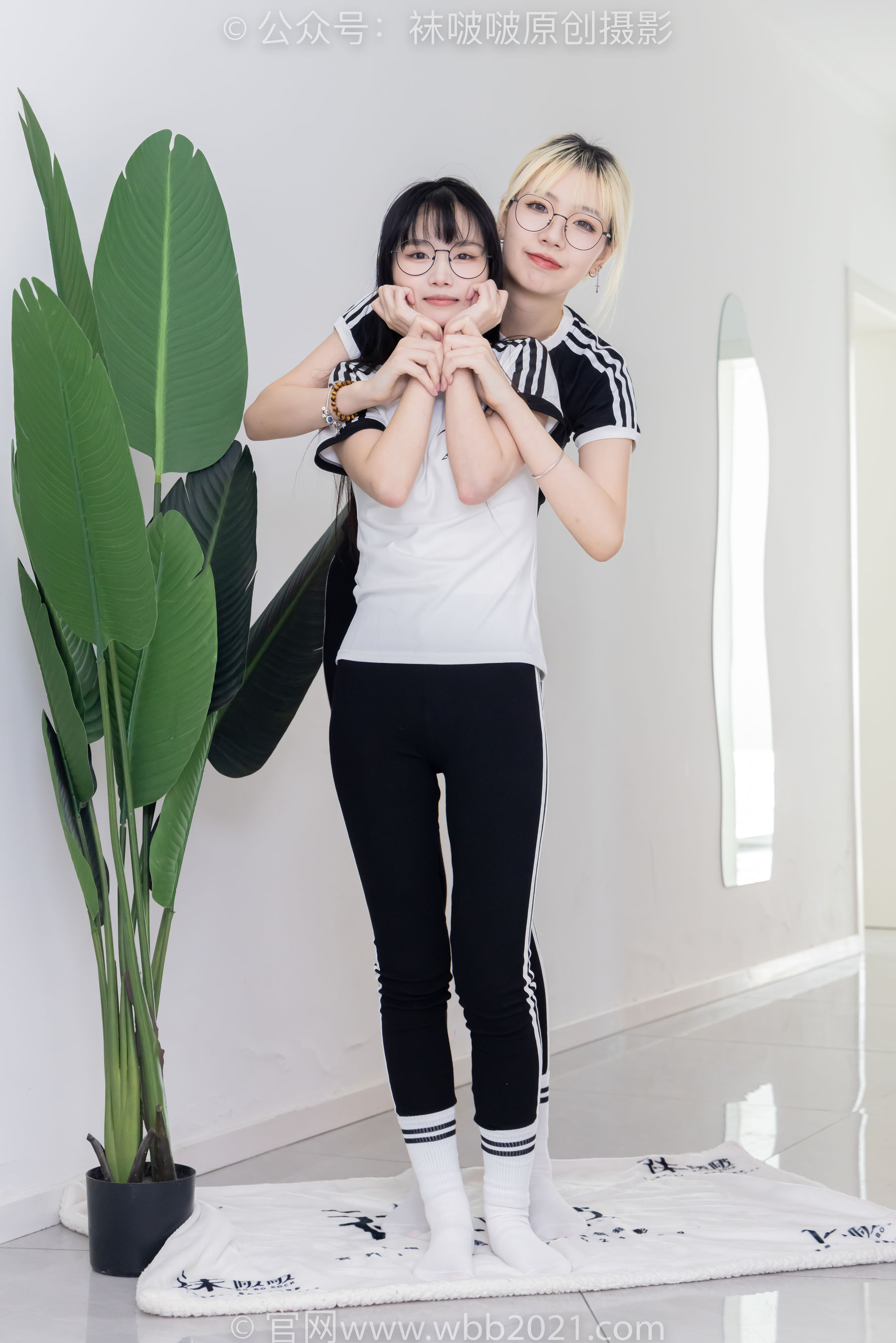 BoBoSocks袜啵啵 No.555 小甜豆&甜甜圈 - 板鞋、运动鞋、白棉袜、裸足/(154P)