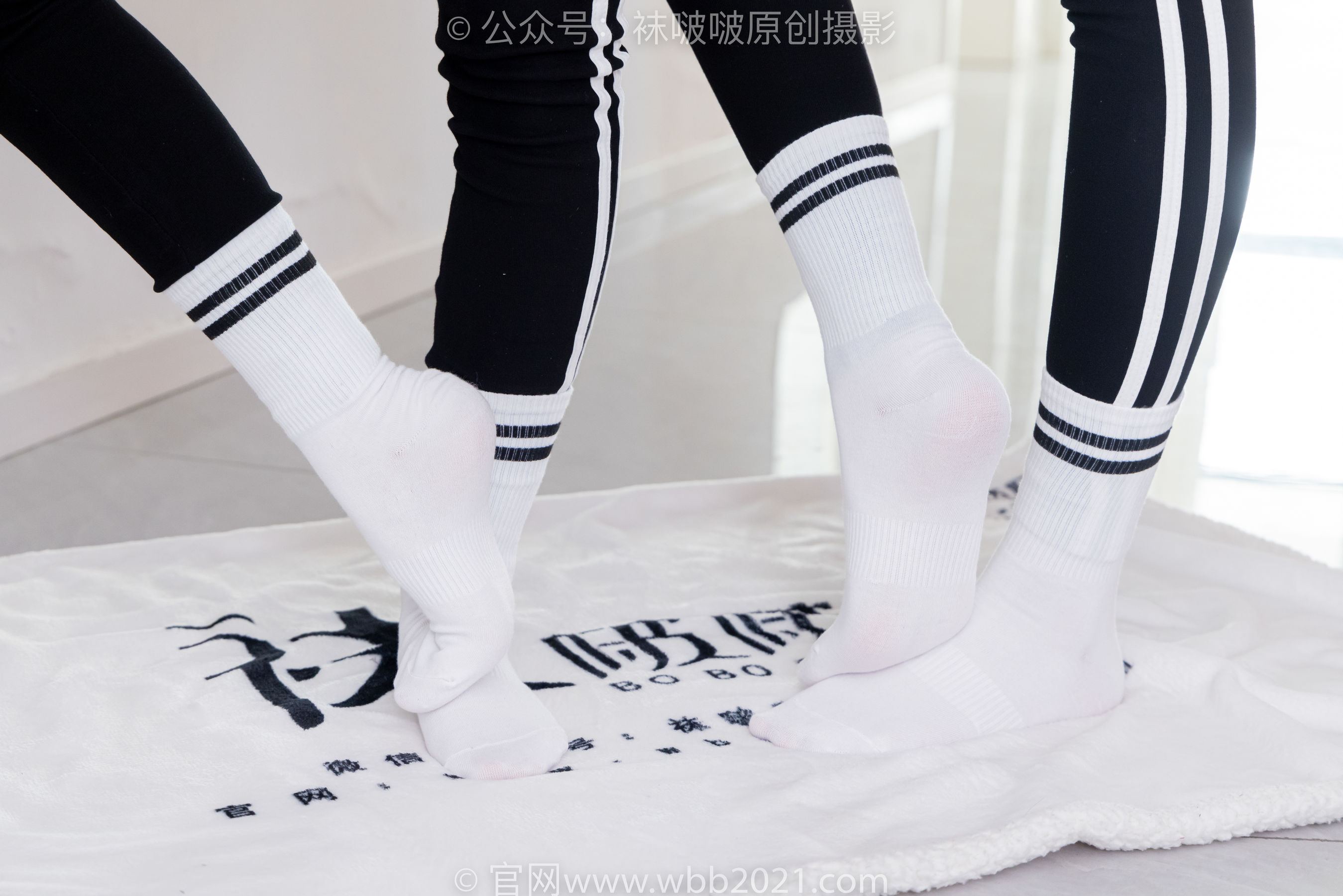 BoBoSocks袜啵啵 No.555 小甜豆&甜甜圈 - 板鞋、运动鞋、白棉袜、裸足/(154P)