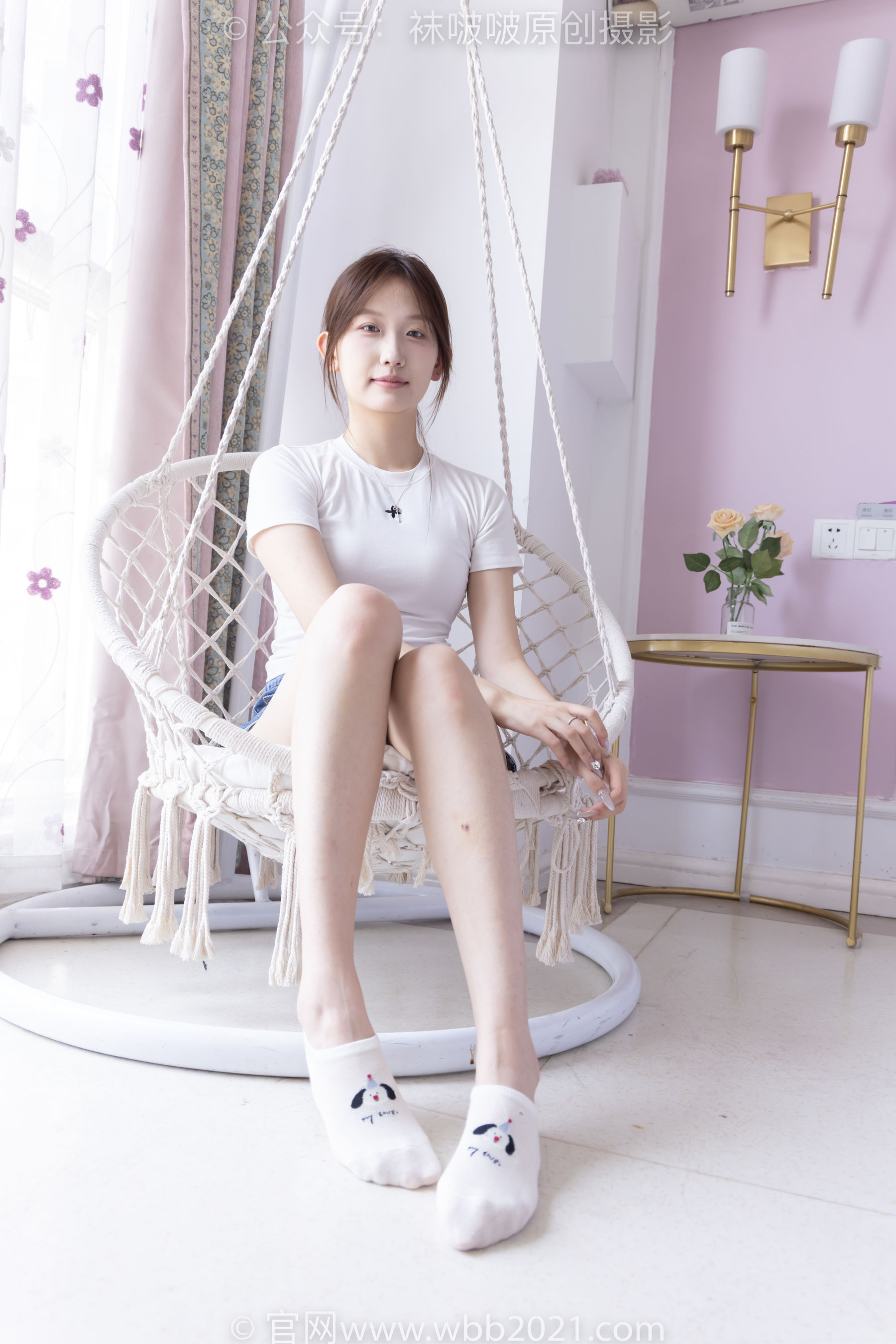 BoBoSocks袜啵啵 No.553 香菜 - 板鞋、短白棉袜、裸足/(152P)