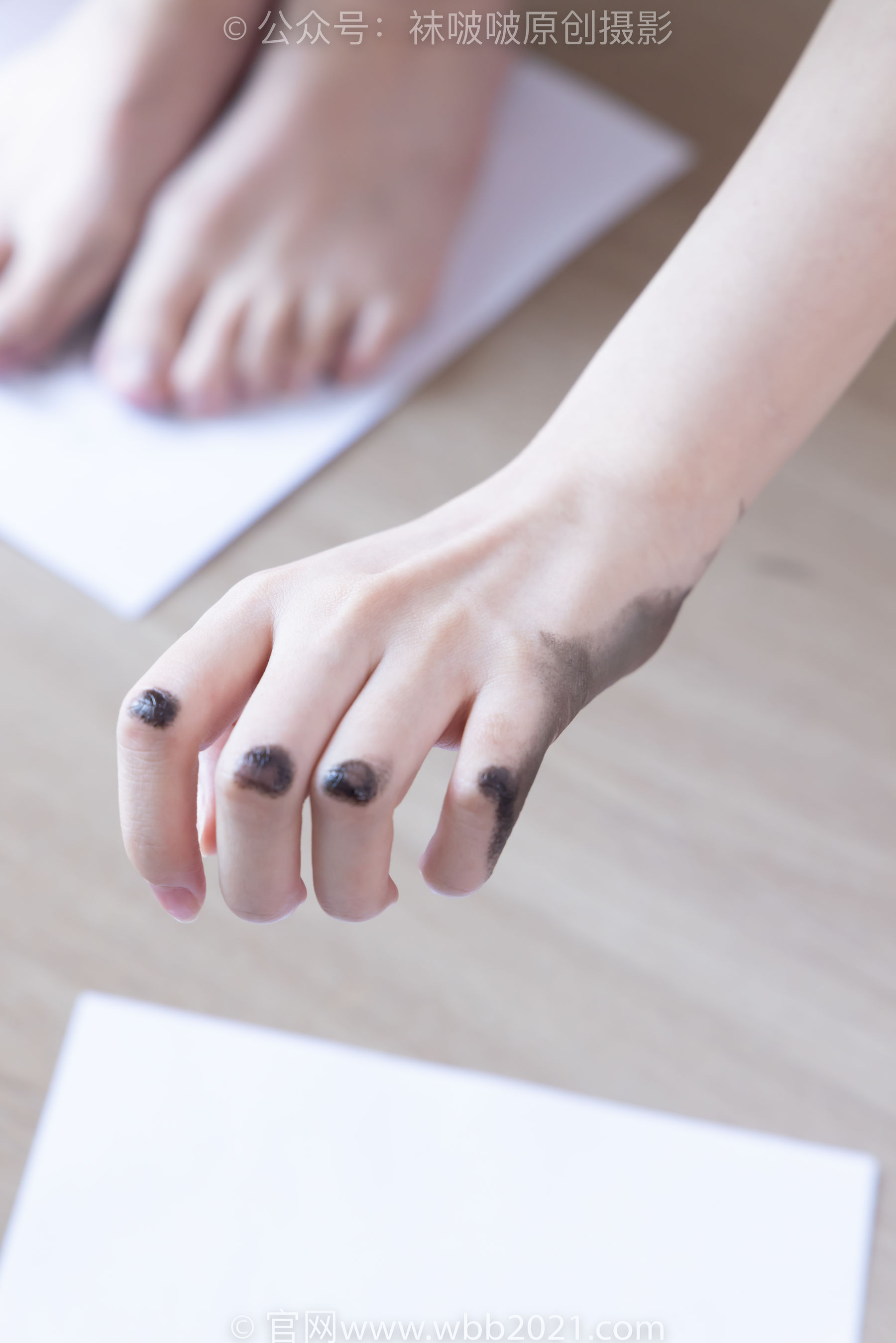 BoBoSocks袜啵啵 No.558 小甜豆 - 帆布鞋、黑丝、裸足/(155P)