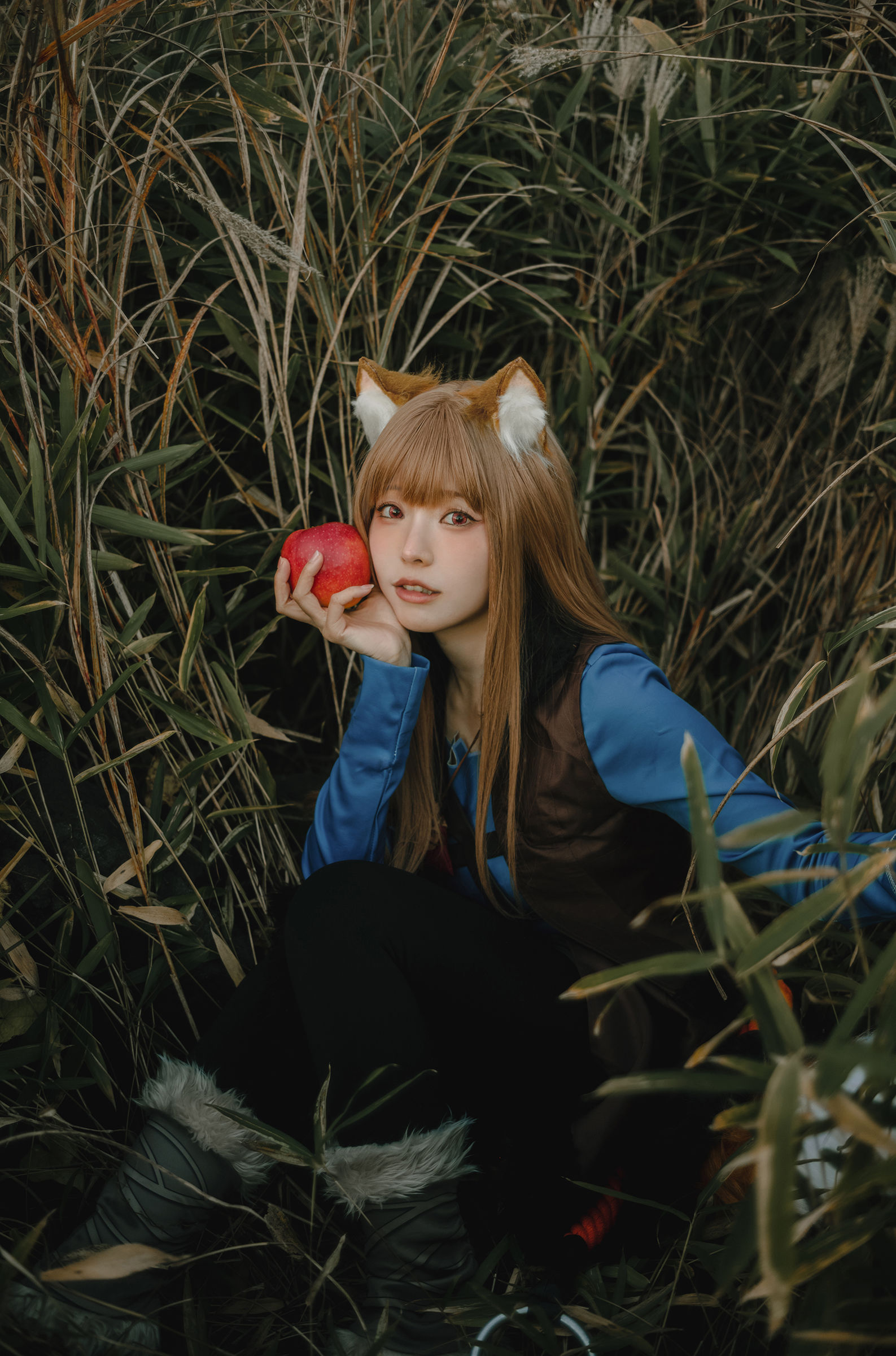 Ely_eee (ElyEE子) - Soft Glow 狼與暖陽/(52P)