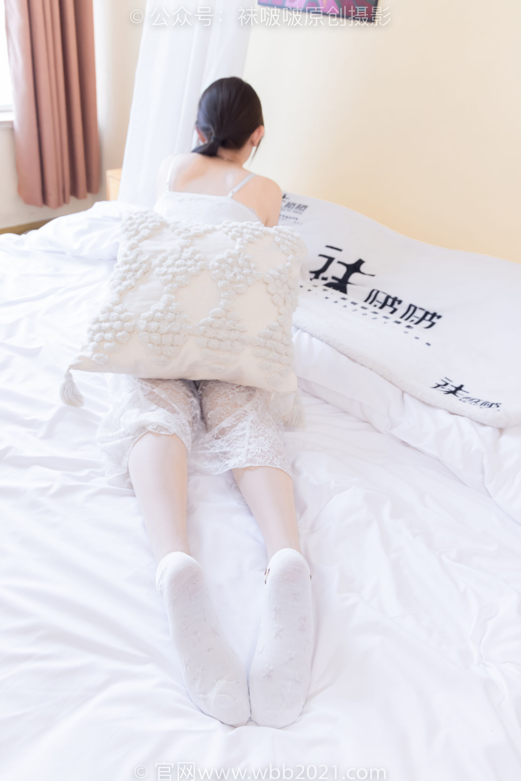 BoBoSocks袜啵啵 No.560 香菜 - 帆布鞋、短白棉袜、薄肉丝/(143P)