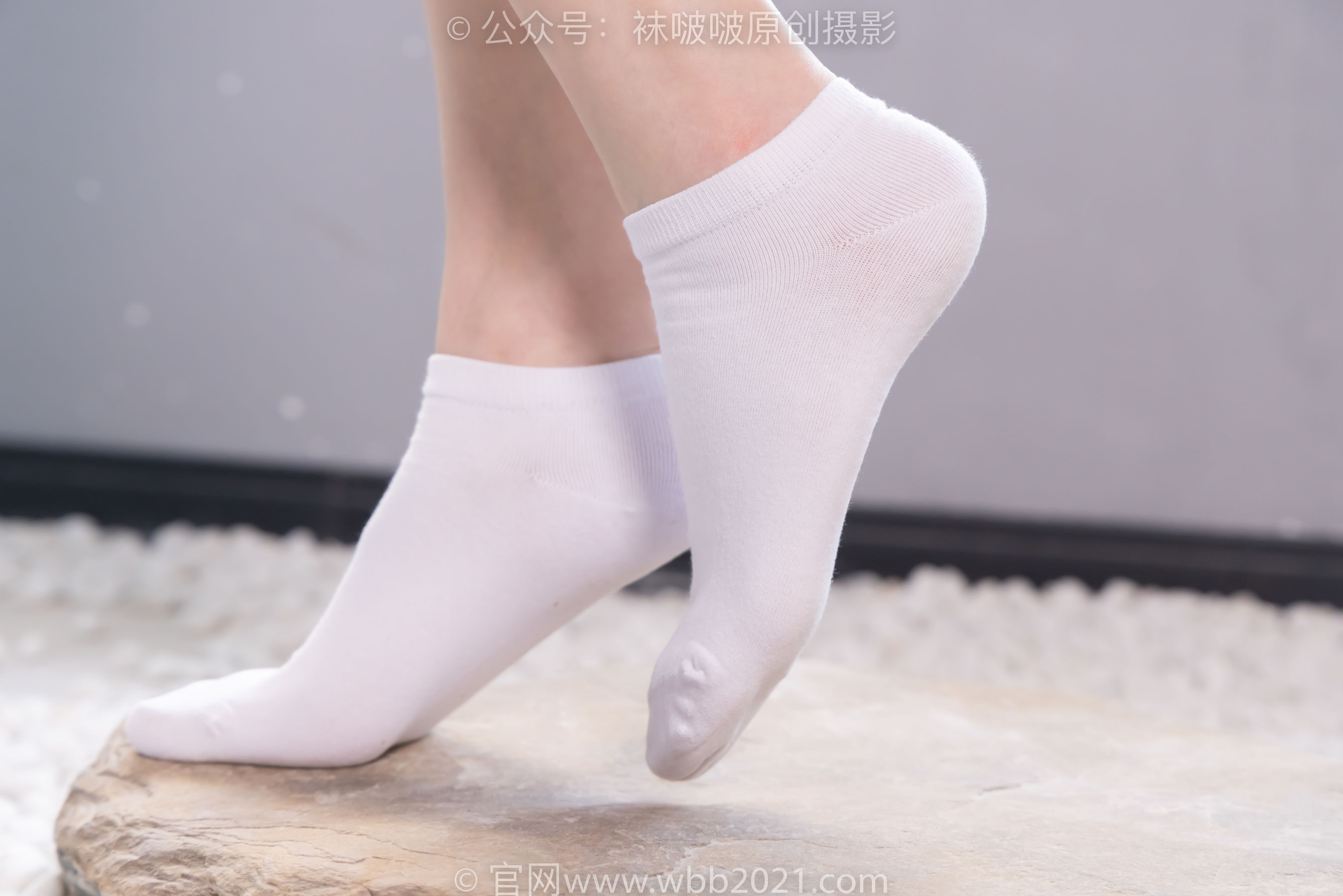 BoBoSocks袜啵啵 No.561 小甜豆 - 板鞋、短白棉袜、裸足/(155P)