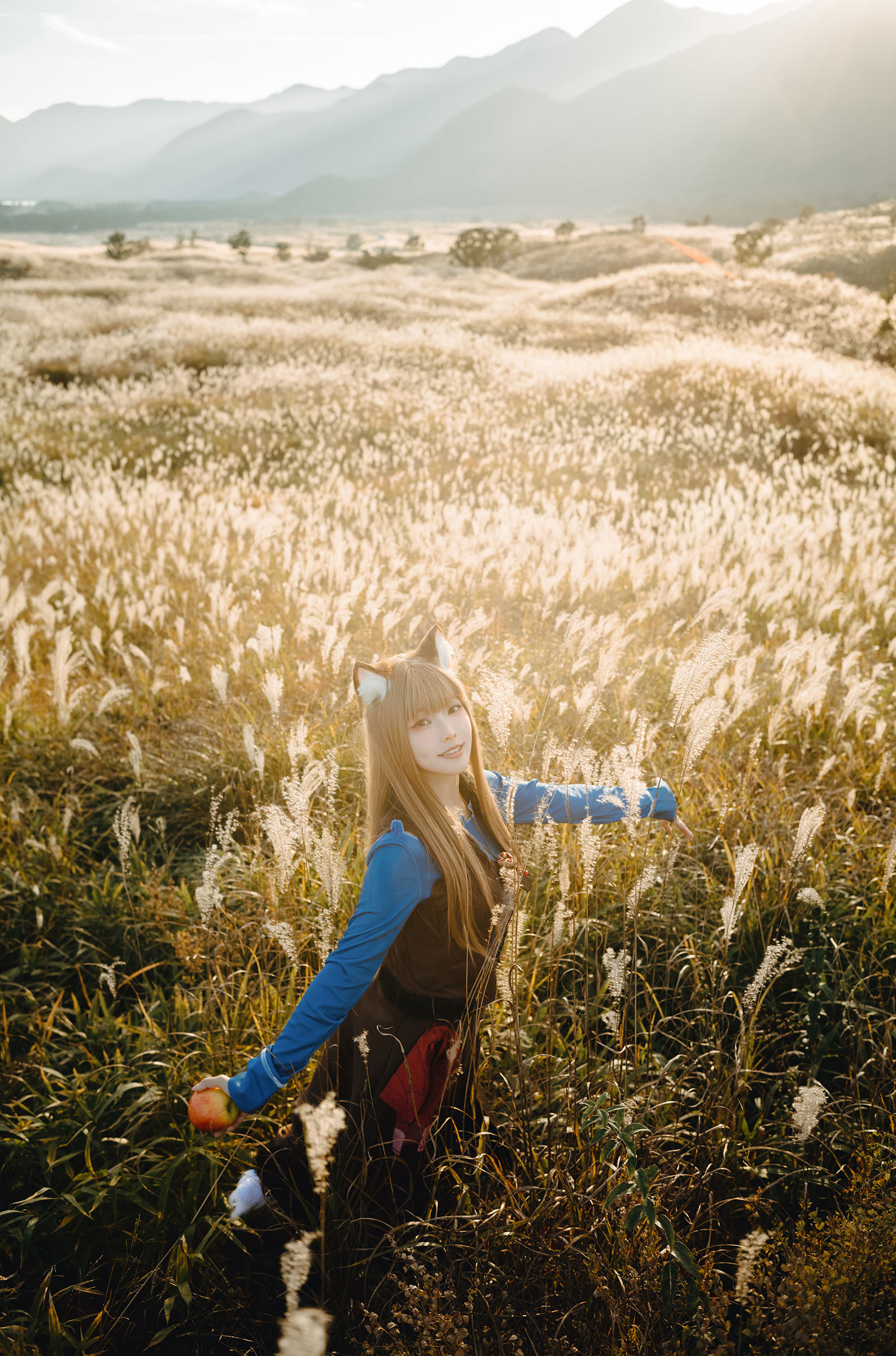 Ely_eee (ElyEE子) - Soft Glow 狼與暖陽/(52P)