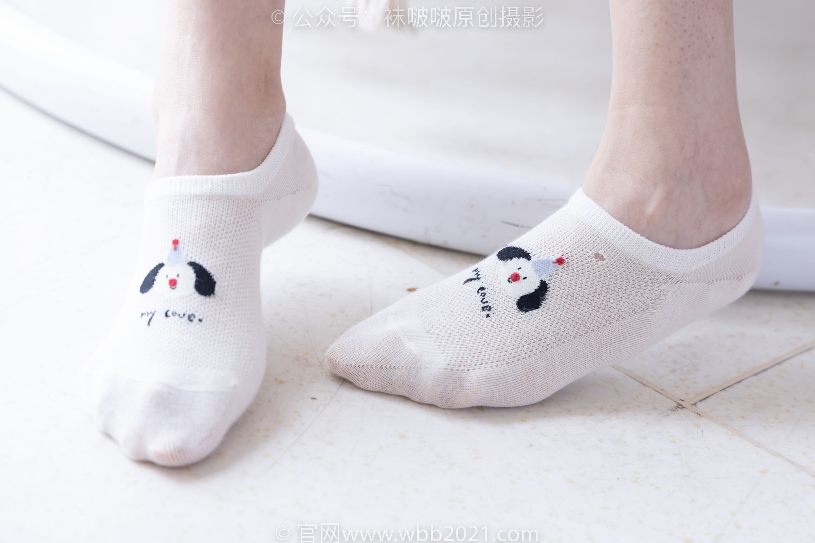 BoBoSocks袜啵啵 No.553 香菜 - 板鞋、短白棉袜、裸足/(152P)