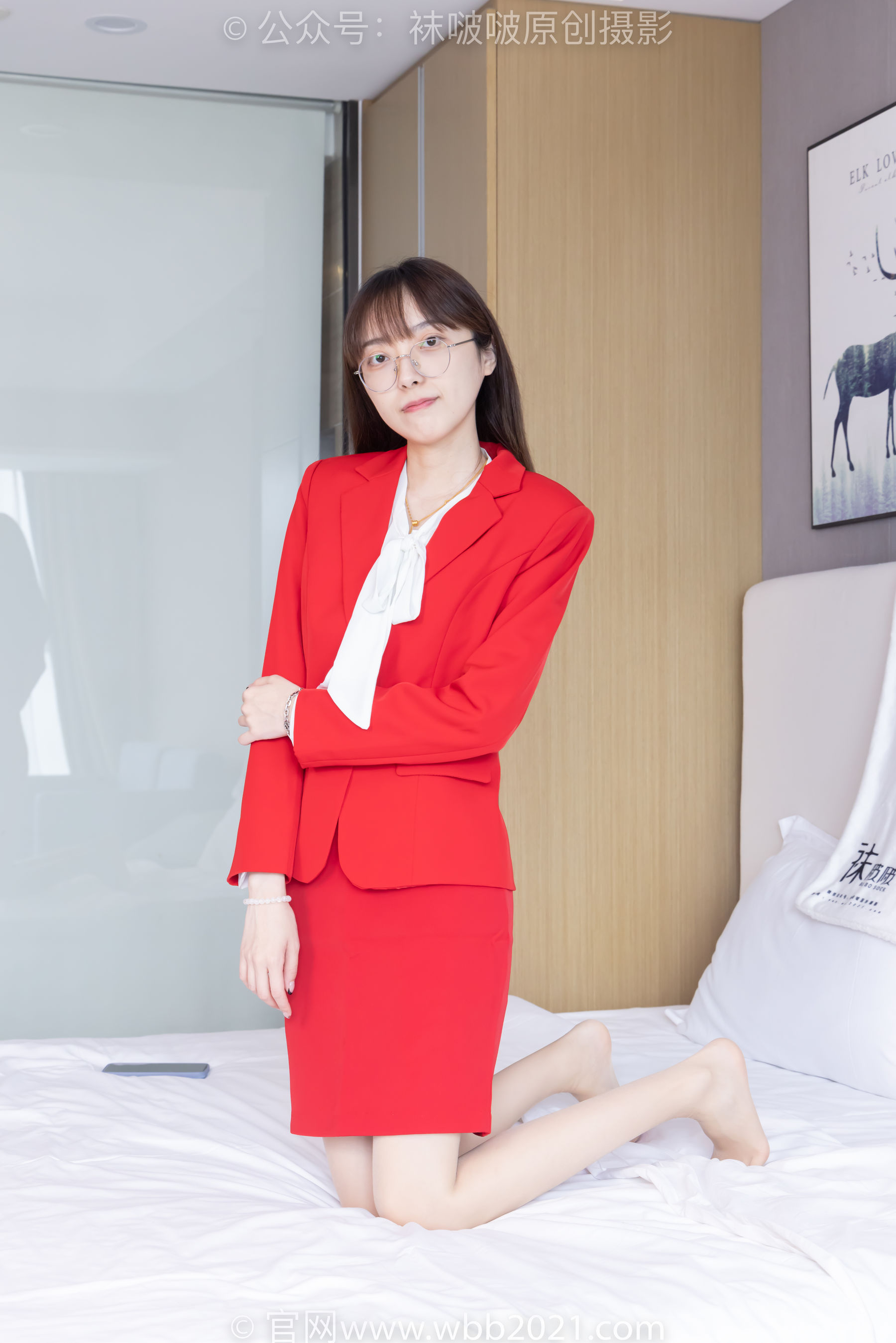 BoBoSocks袜啵啵 No.557 稚予 - 西服、两双高跟鞋、薄肉丝/(145P)