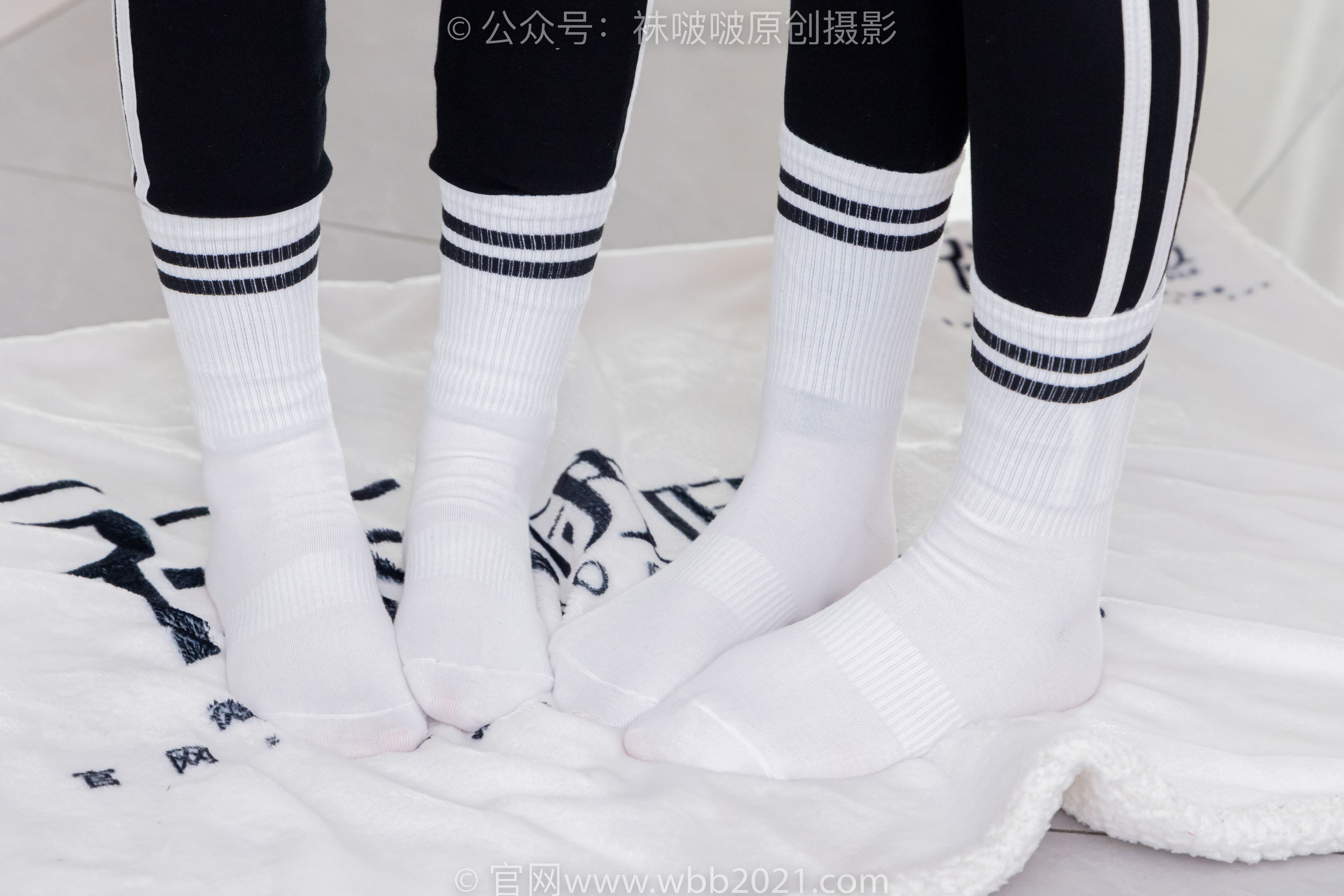 BoBoSocks袜啵啵 No.555 小甜豆&甜甜圈 - 板鞋、运动鞋、白棉袜、裸足/(154P)