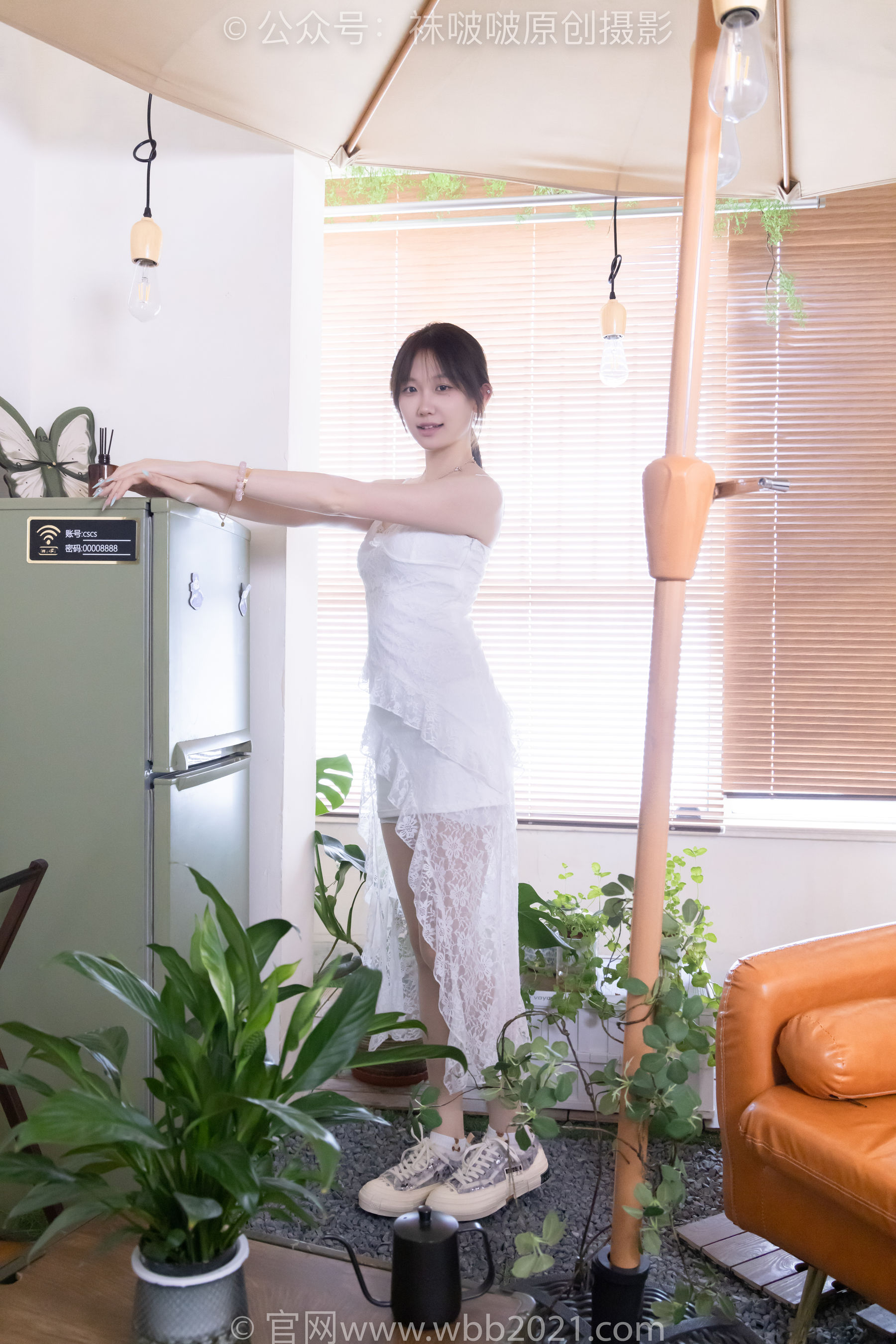 BoBoSocks袜啵啵 No.560 香菜 - 帆布鞋、短白棉袜、薄肉丝/(143P)