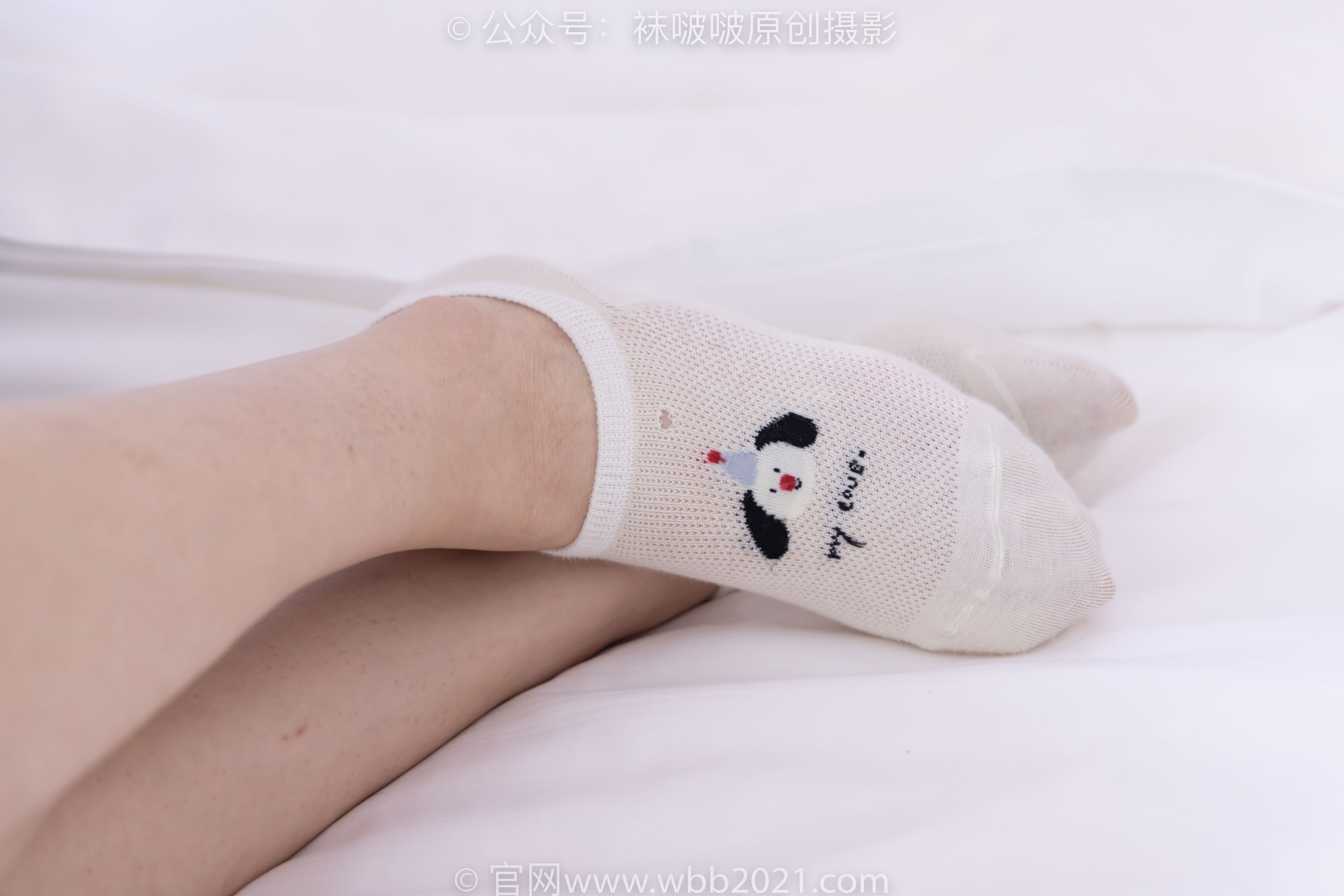 BoBoSocks袜啵啵 No.553 香菜 - 板鞋、短白棉袜、裸足/(152P)