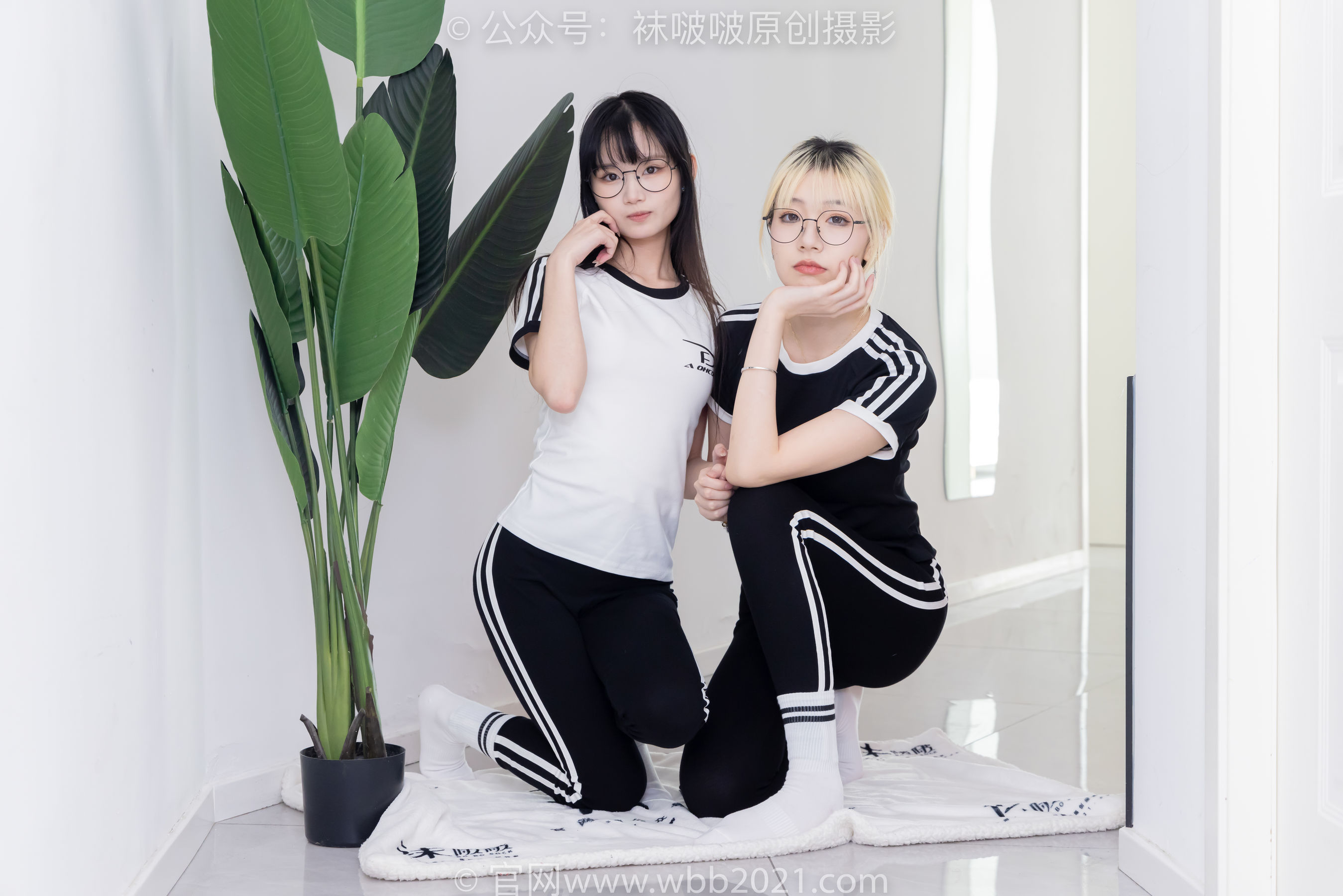 BoBoSocks袜啵啵 No.555 小甜豆&甜甜圈 - 板鞋、运动鞋、白棉袜、裸足/(154P)