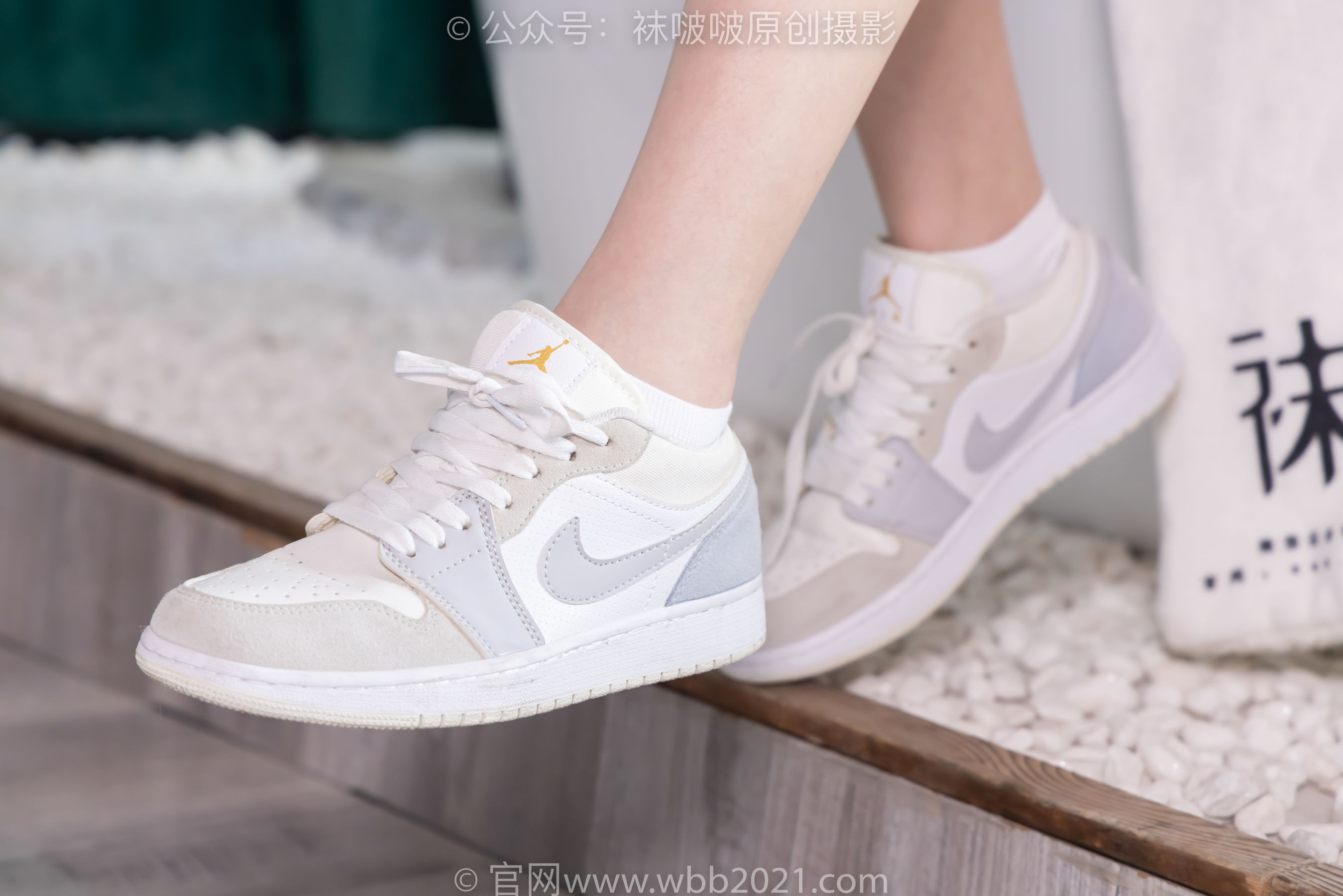 BoBoSocks袜啵啵 No.561 小甜豆 - 板鞋、短白棉袜、裸足/(155P)