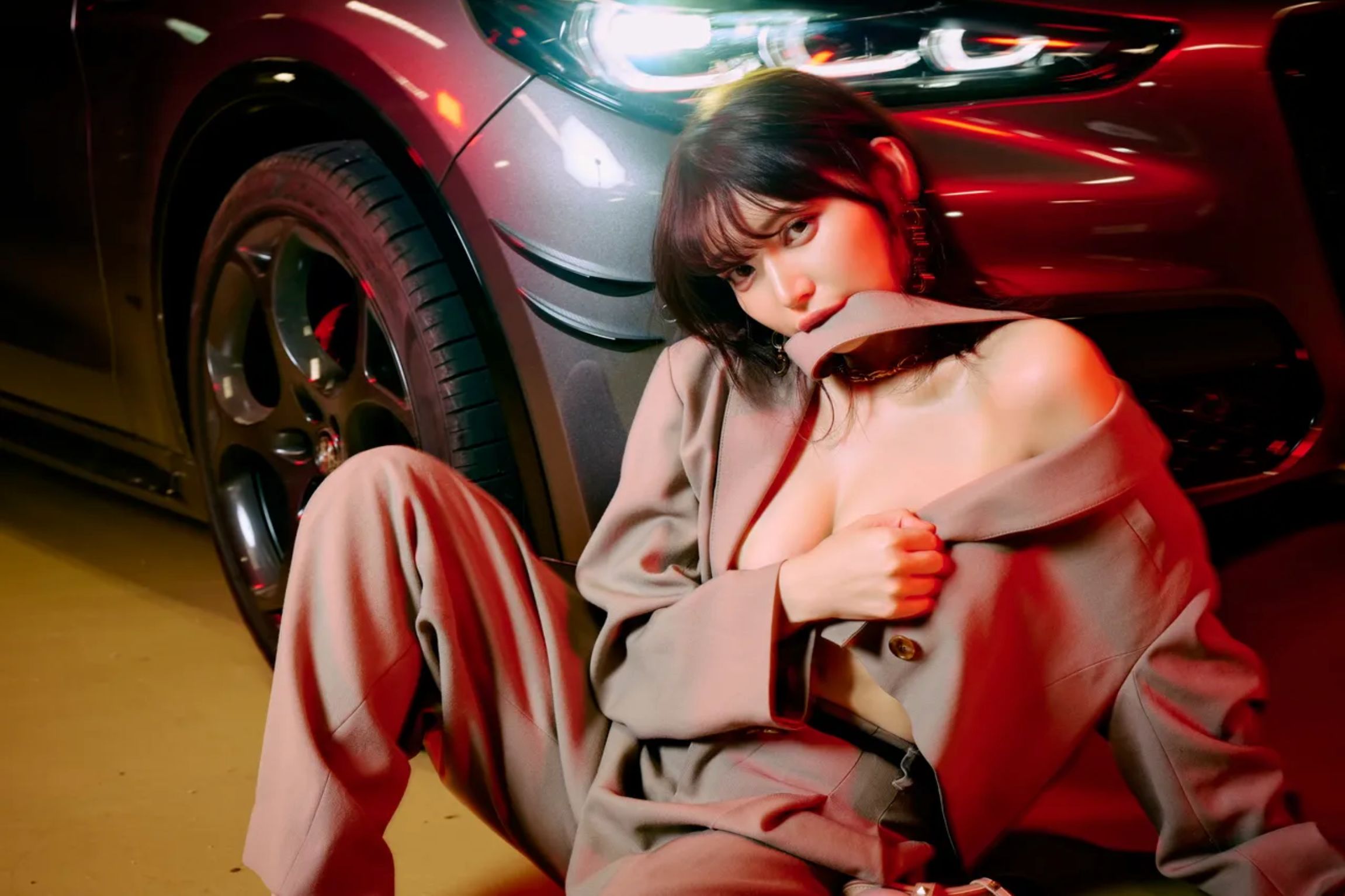 FRIDAY GOLD 似鳥沙也加 A to Z vol.10/(15P)