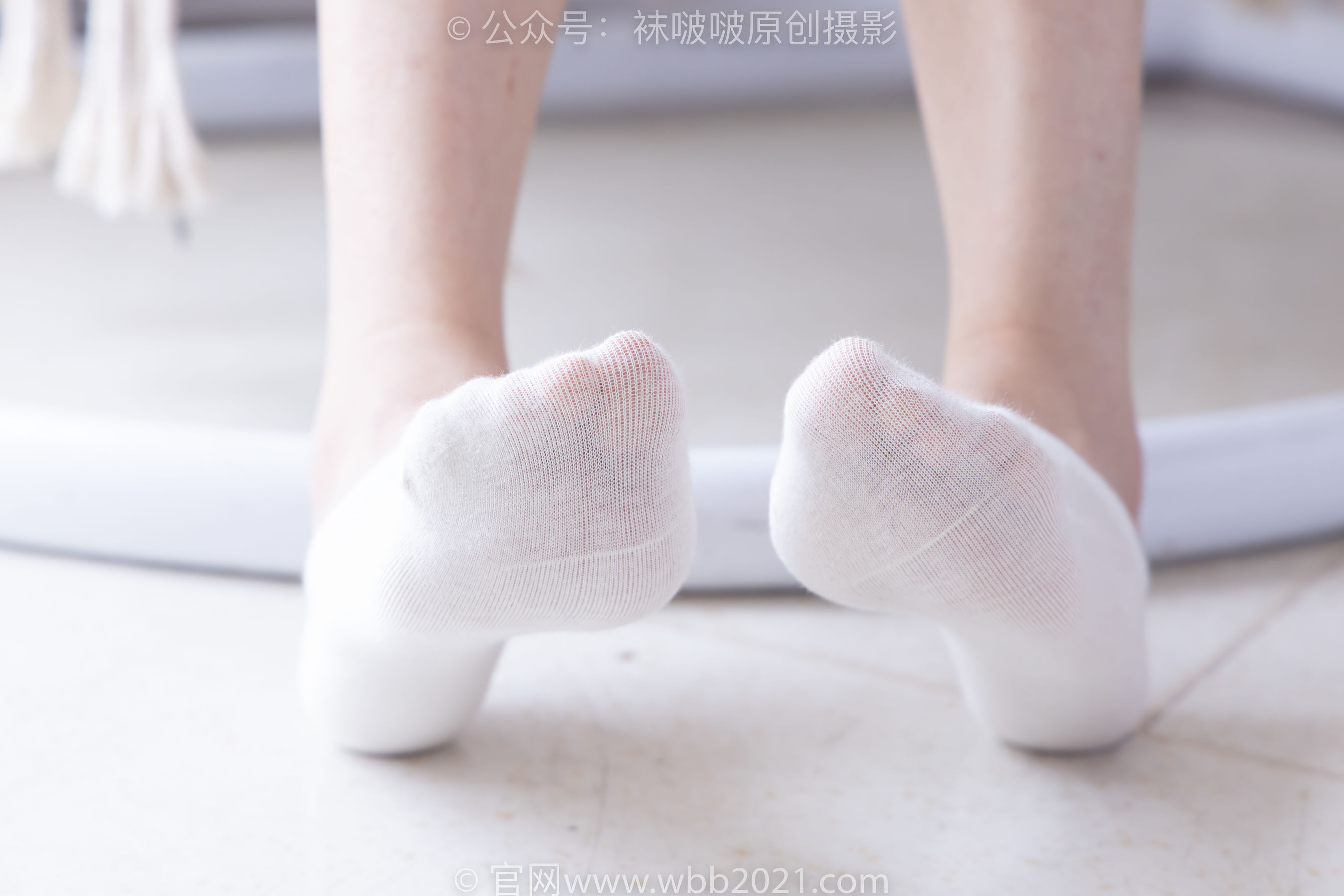 BoBoSocks袜啵啵 No.553 香菜 - 板鞋、短白棉袜、裸足/(152P)