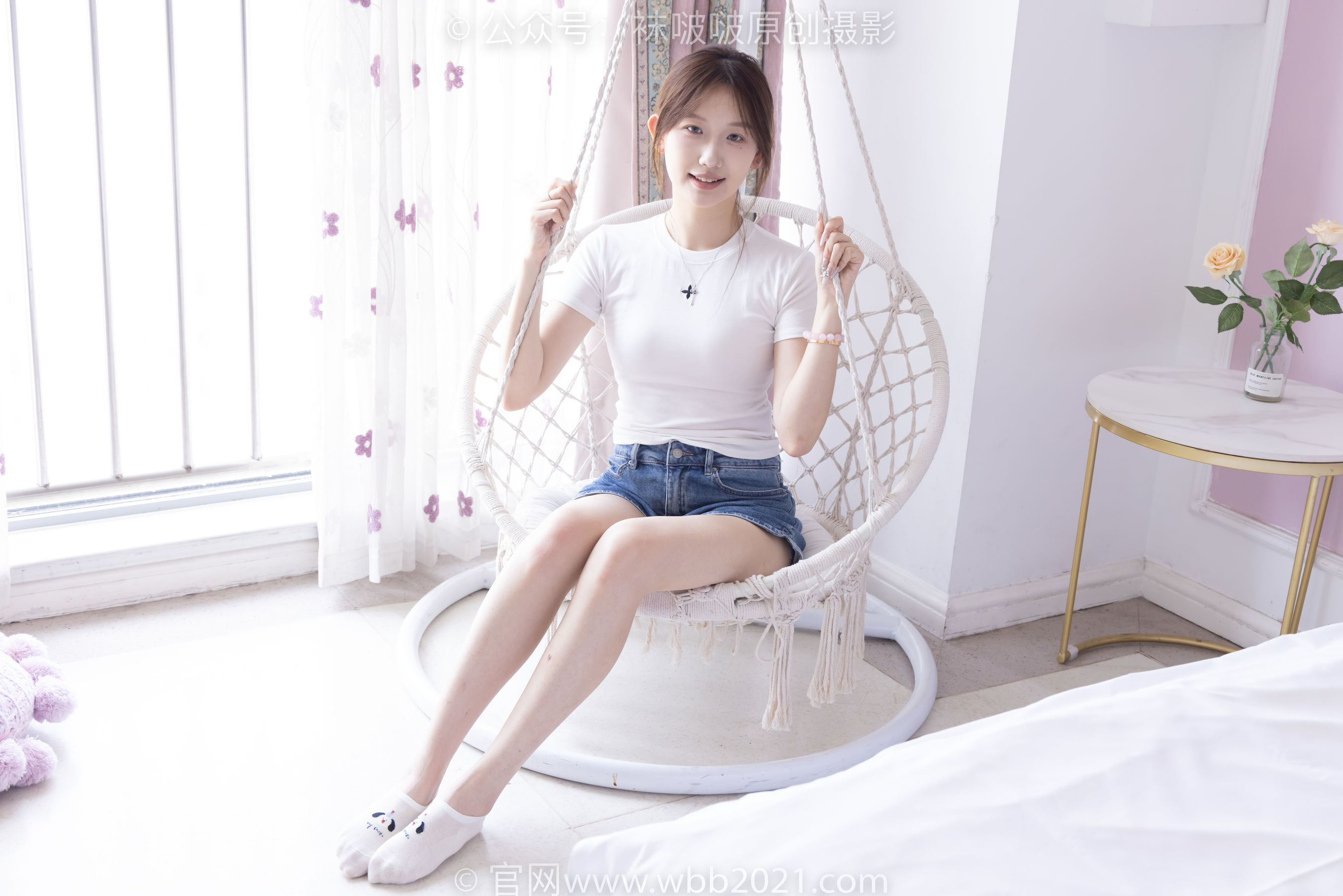 BoBoSocks袜啵啵 No.553 香菜 - 板鞋、短白棉袜、裸足/(152P)