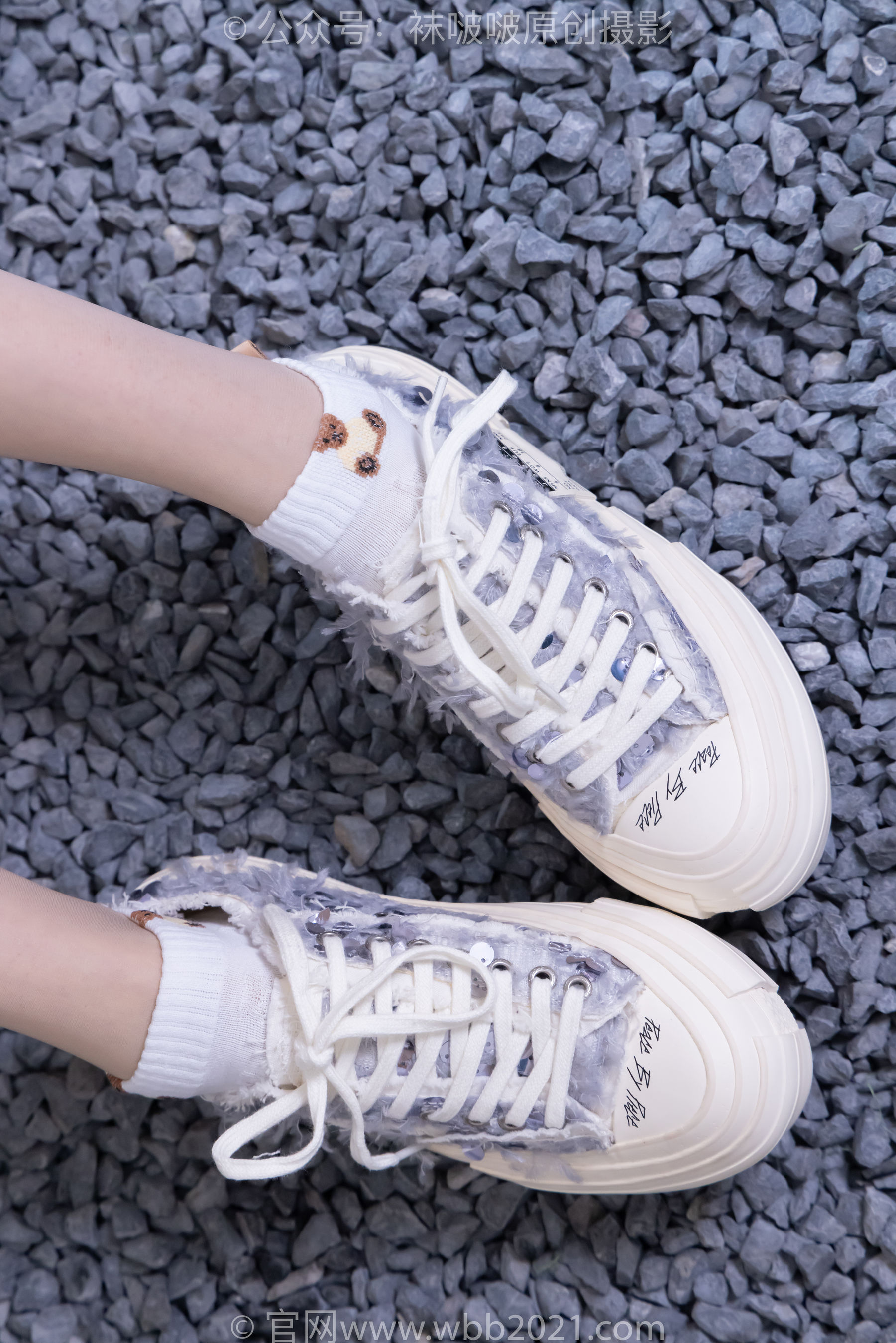 BoBoSocks袜啵啵 No.560 香菜 - 帆布鞋、短白棉袜、薄肉丝/(143P)