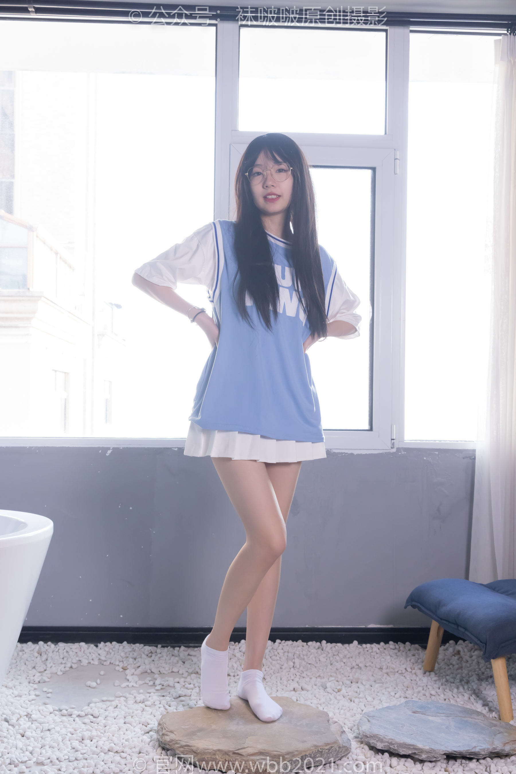 BoBoSocks袜啵啵 No.561 小甜豆 - 板鞋、短白棉袜、裸足/(155P)