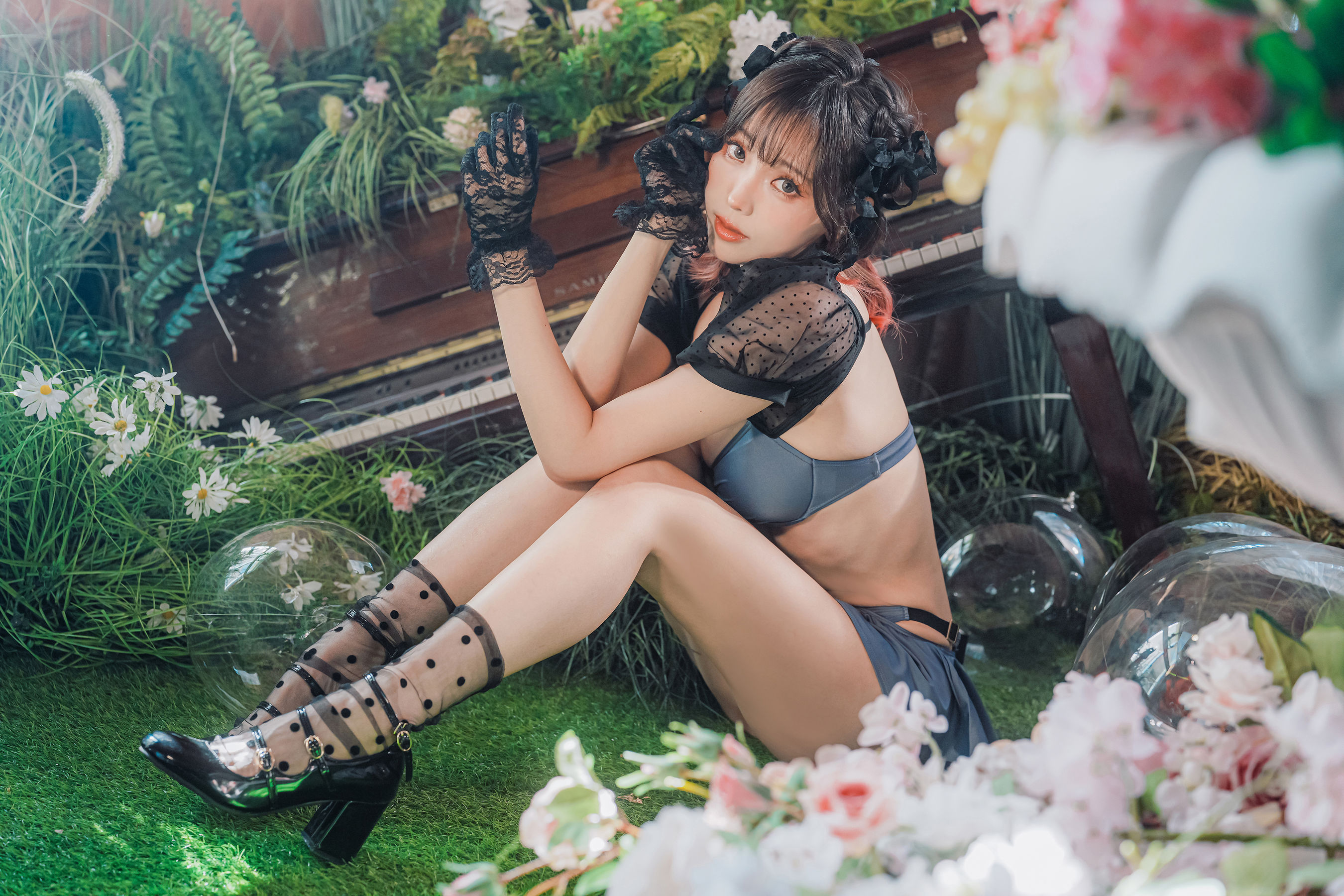 Ely_eee (ElyEE子) - Fairytale Wonderland 童話仙境/(43P)