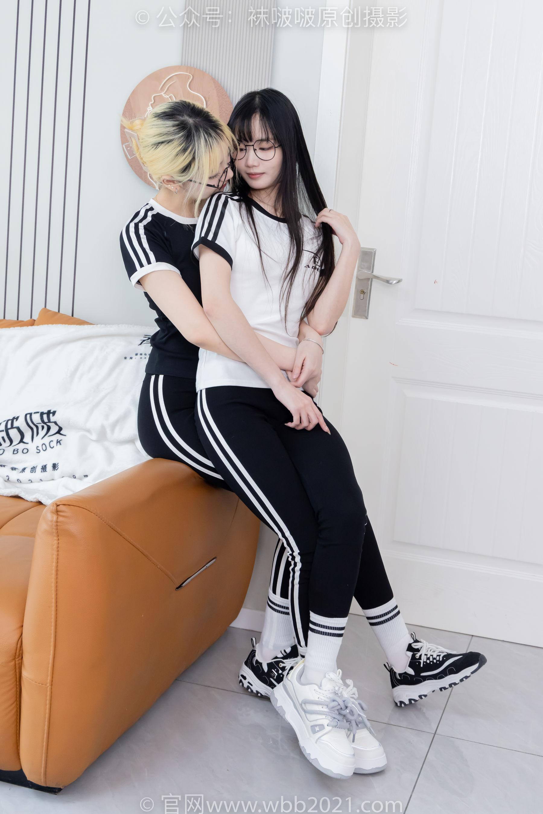 BoBoSocks袜啵啵 No.555 小甜豆&甜甜圈 - 板鞋、运动鞋、白棉袜、裸足/(154P)