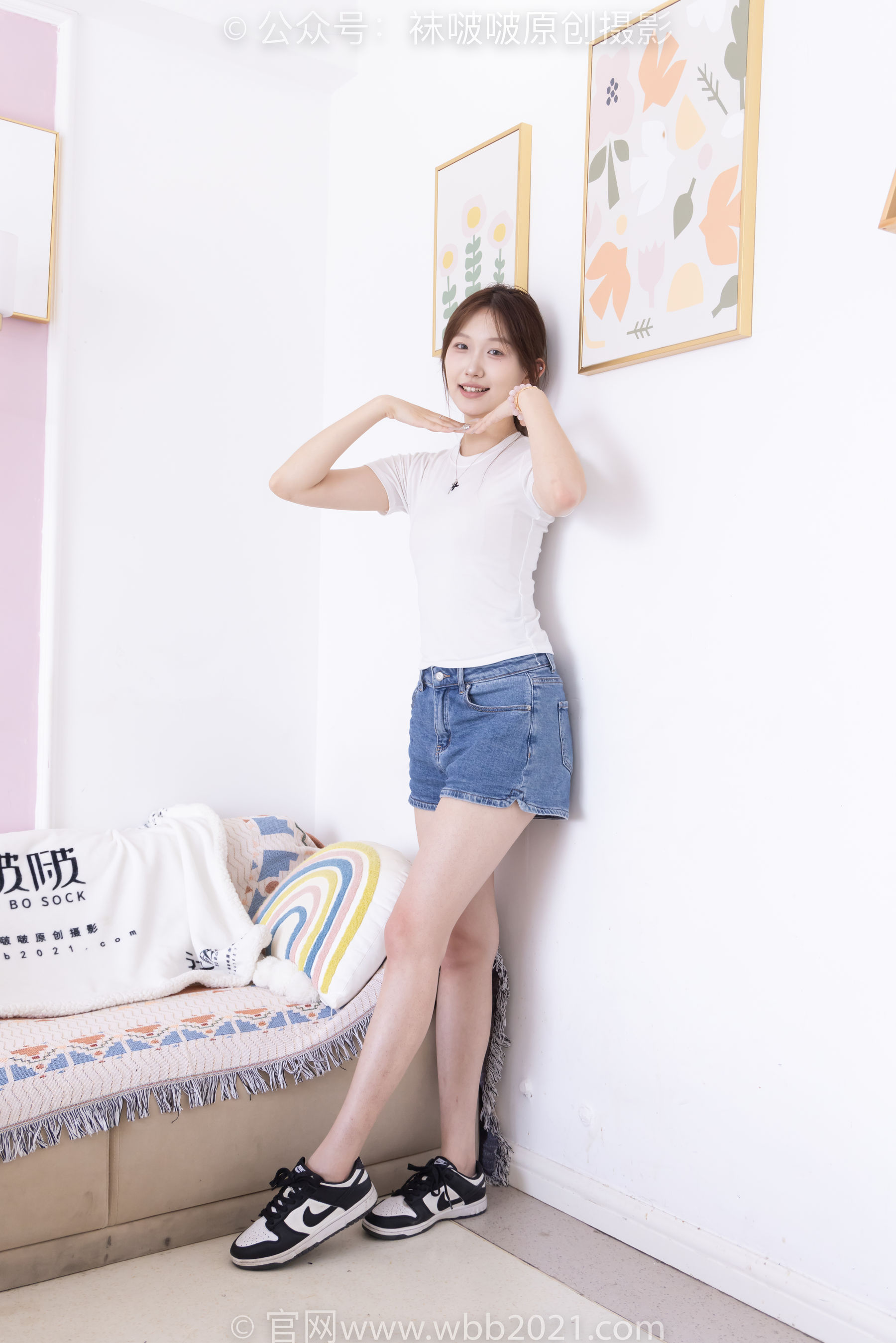 BoBoSocks袜啵啵 No.553 香菜 - 板鞋、短白棉袜、裸足/(152P)